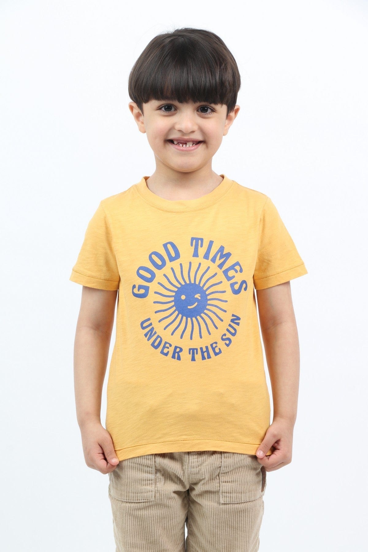 جينجرسنابس تي شيرت ولادي بطبعة أمامية كم قصير ذهبي