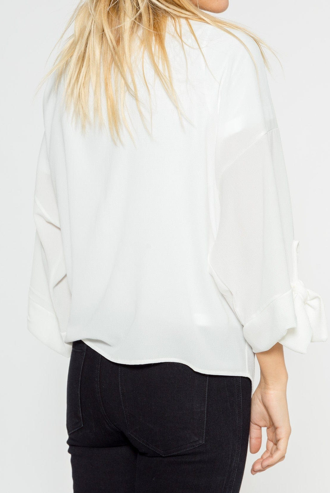 شانا كارديجان قصير مفتوح بأكمام طويلة برباط نسائي