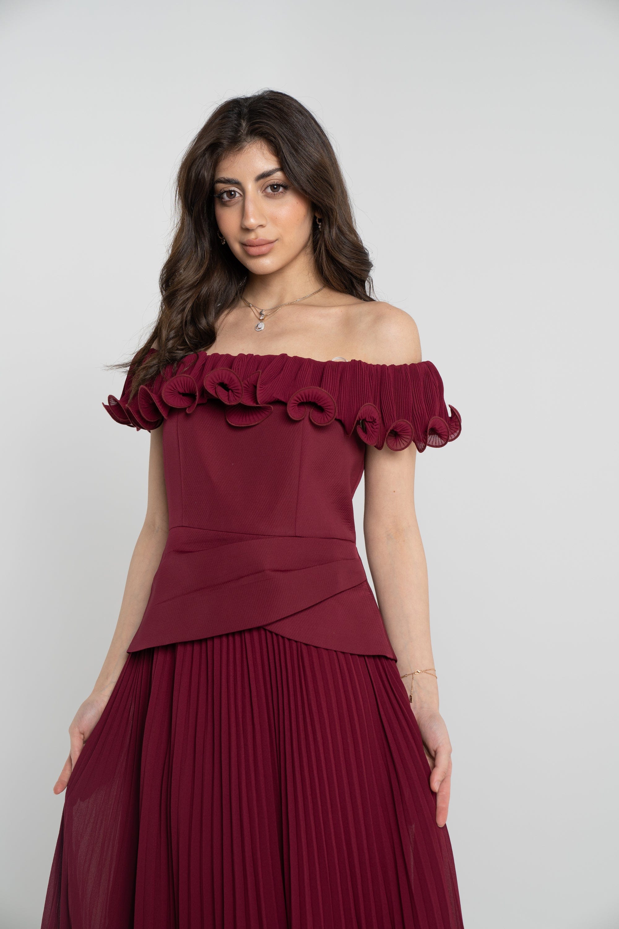 نتشي فستان ميدي سواريه أوف شولدر بليسيه من أسفل نسائي