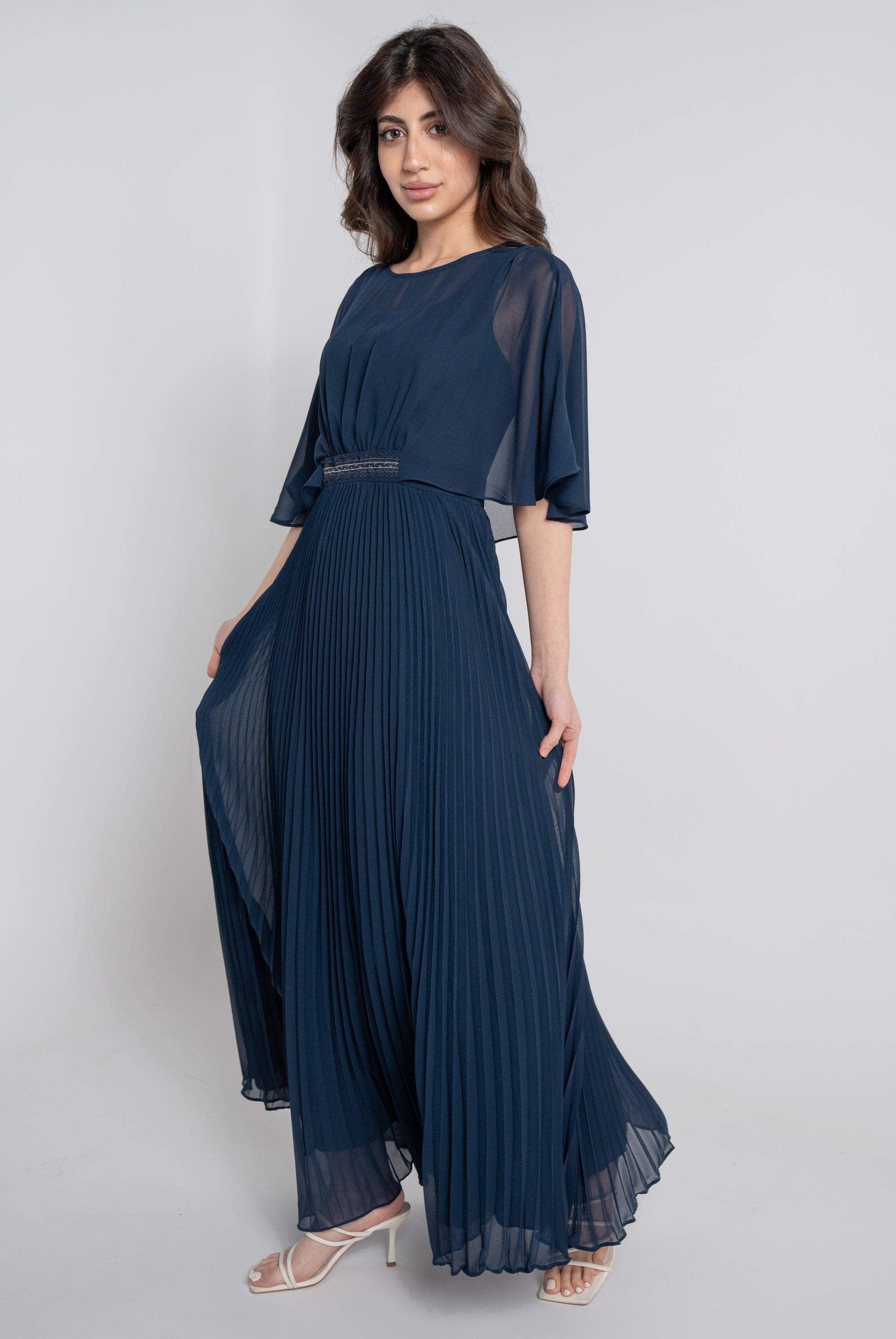 نتشي فستان طويل سادة بليسية مخصر نص كم مفتوح نسائي