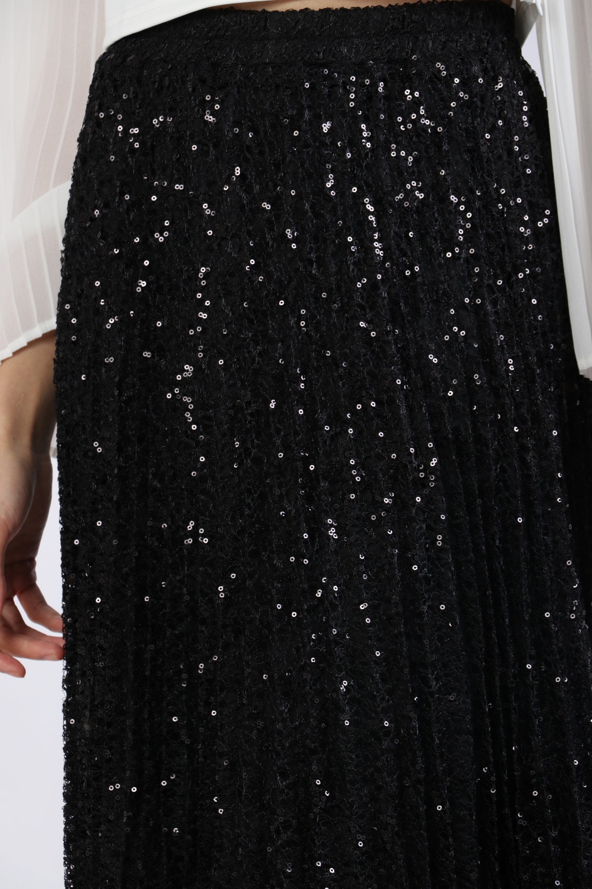 نتشي تنورة ميدي دانتيل منقوشة مبطنة