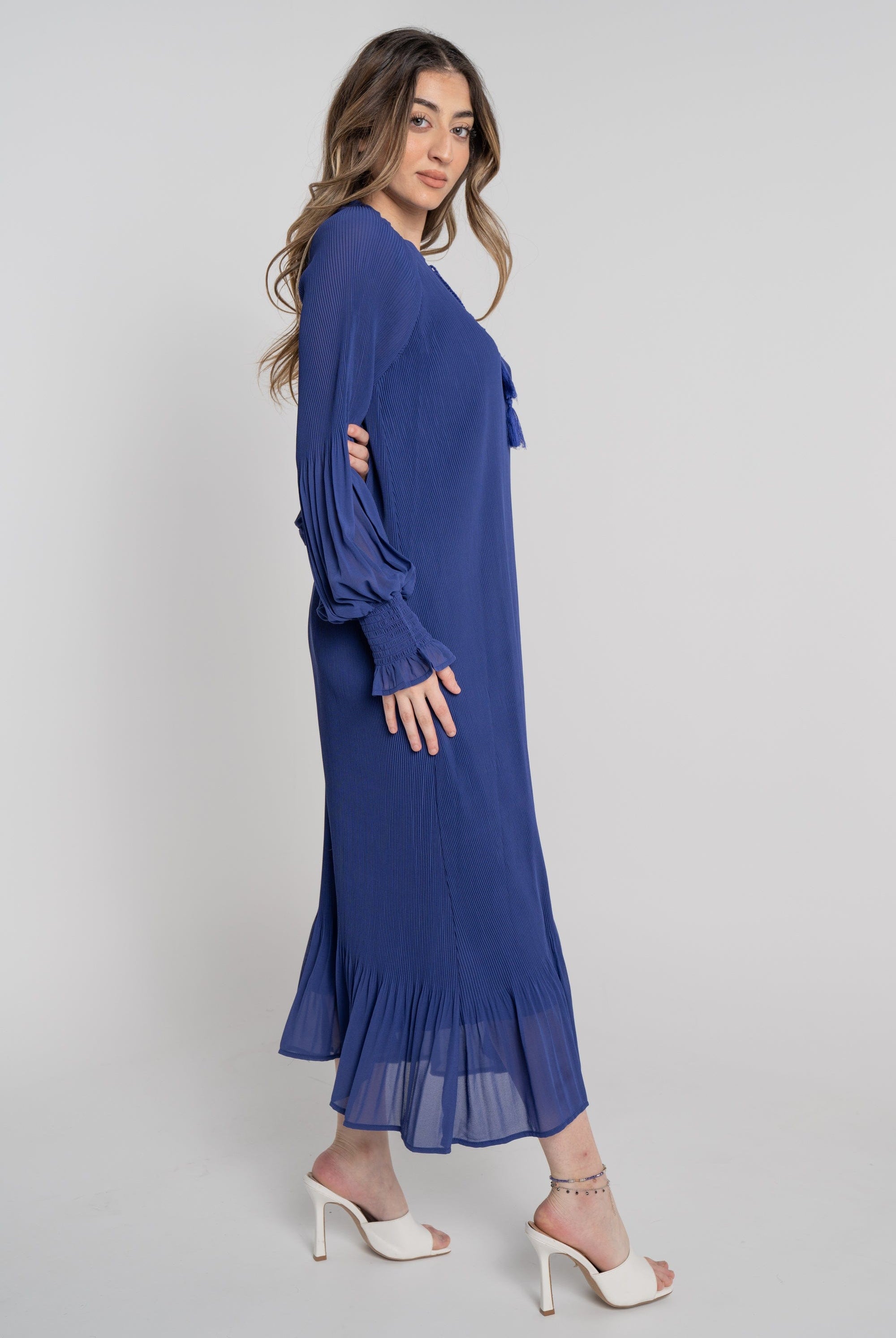 نتشي فستان ميدي سادة كم طويل نسائي