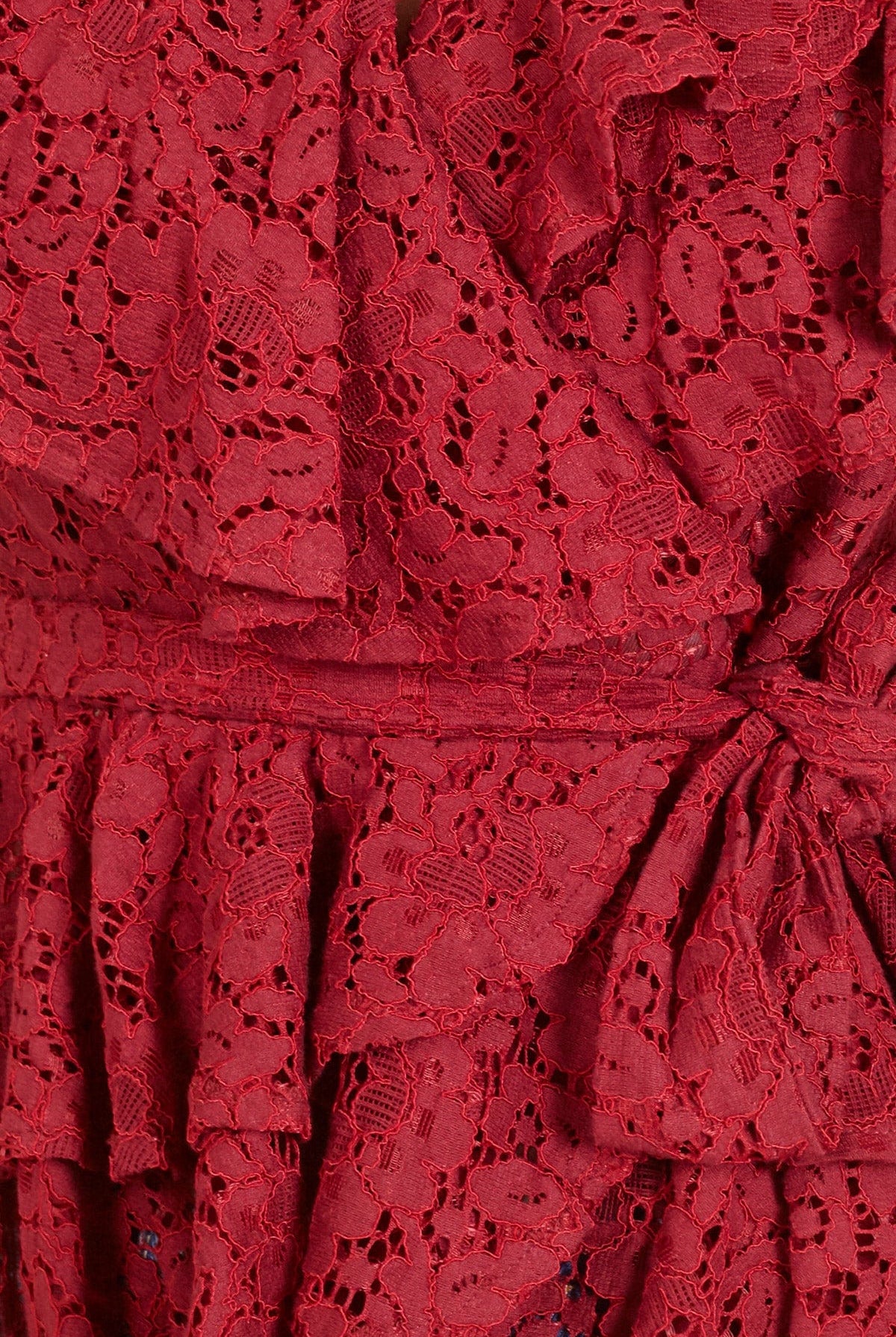 دريسنج بولا بلوزة مكشكشة دانتيل لف كم قصير مكشكش نسائي مارون