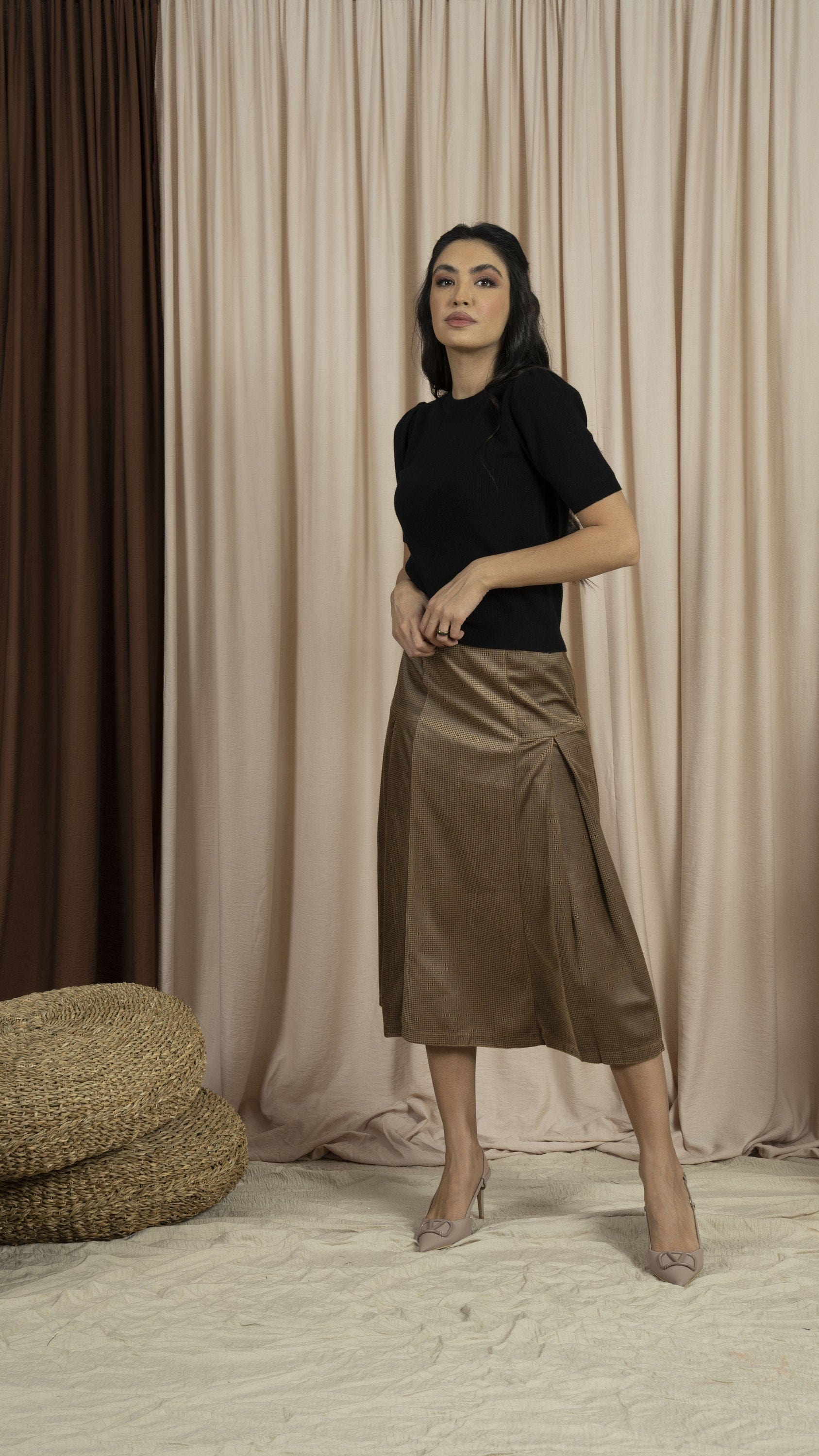 ميكا بلوزة رسميه نسائية نص كم منسوجة