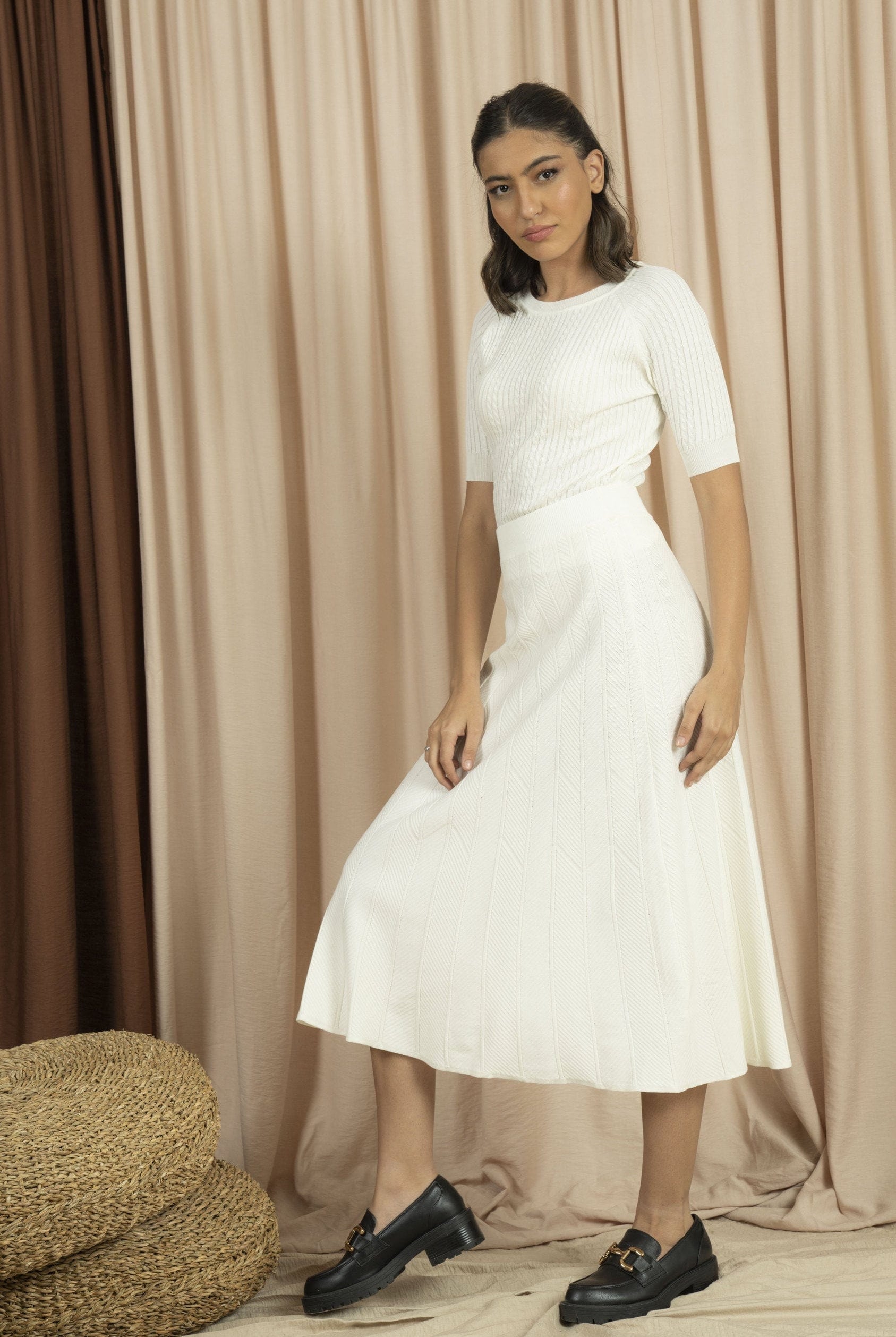 نتشي تنورة ميدي نسائية مضلعة بالطول