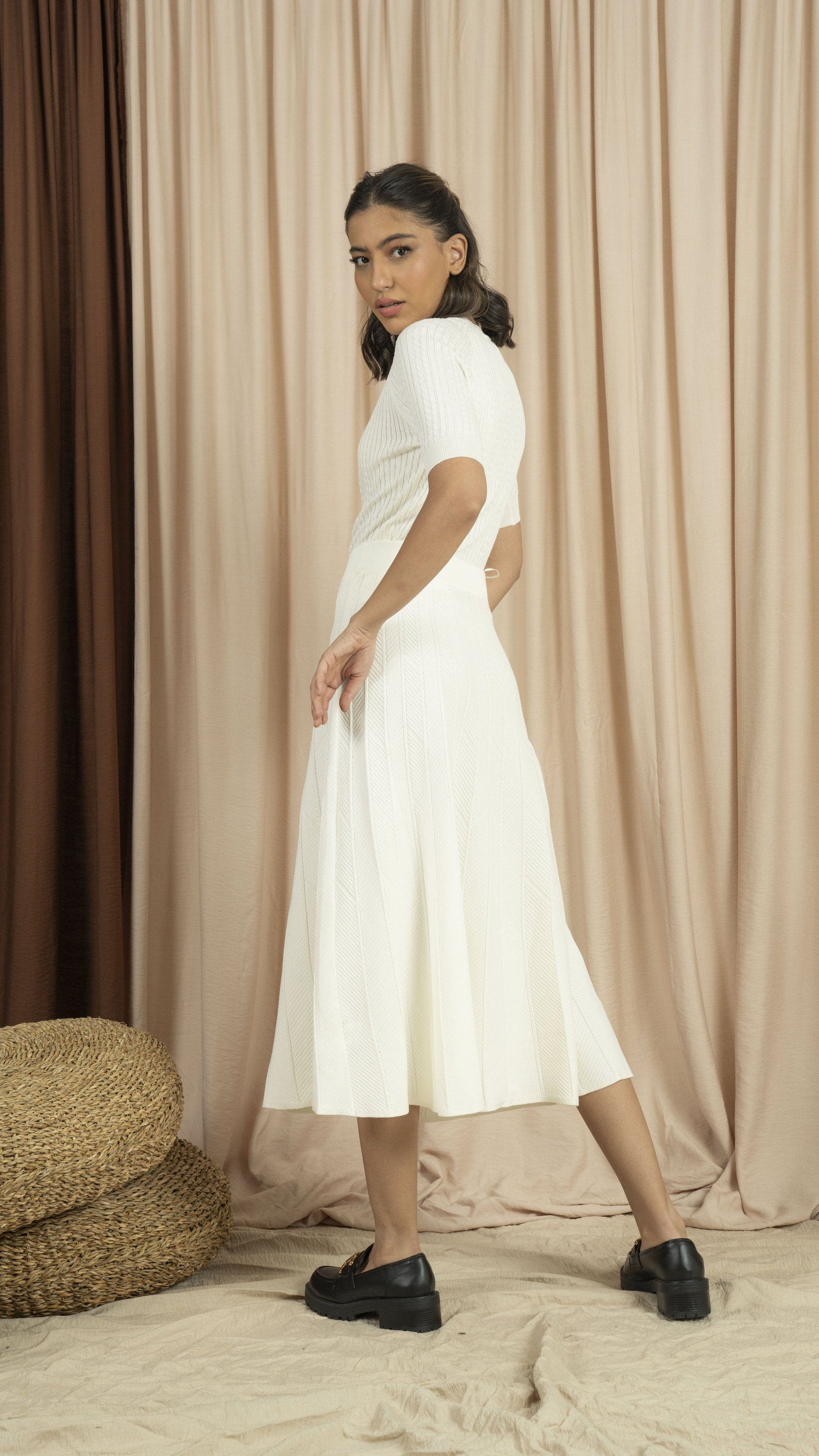 نتشي تنورة ميدي نسائية مضلعة بالطول