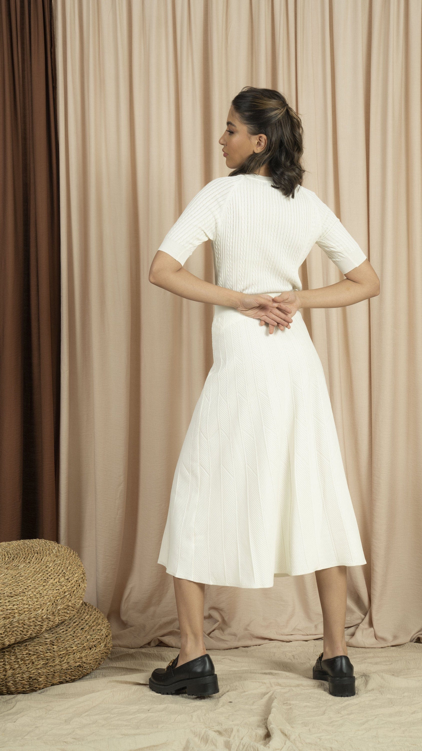 نتشي تنورة ميدي نسائية مضلعة بالطول