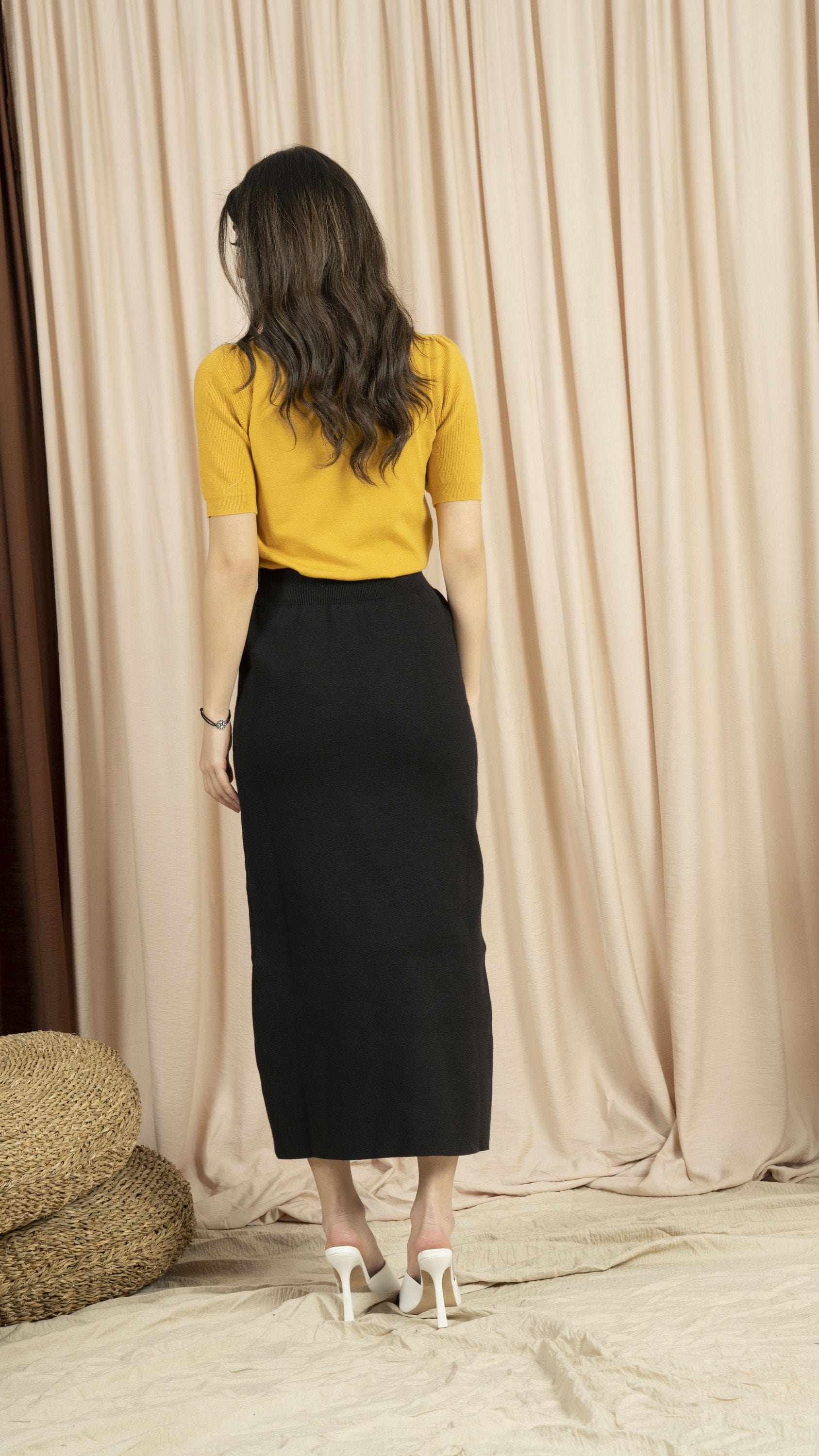 ميكا تنورة ميدي سادة بخصر مرتفع