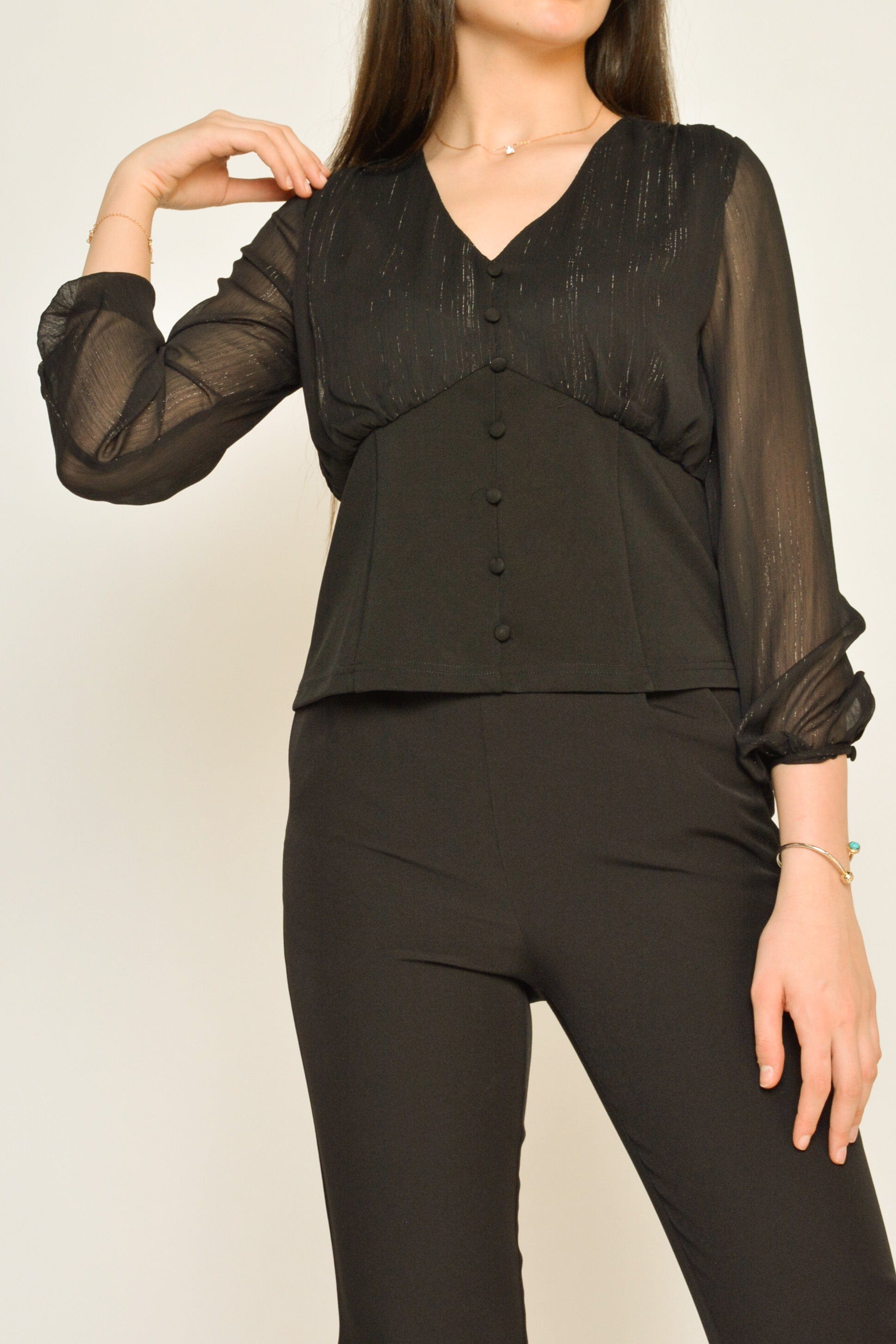 نتشي بلوزة سهرة بأزرار امامية وكم طويل نسائي