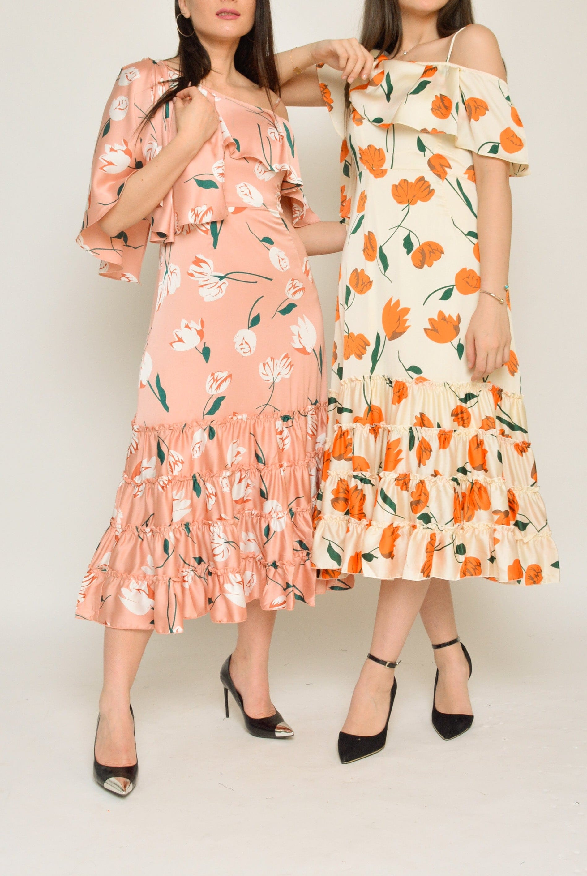 نتشي فستان ميدي بكتف وكتف طبعة زهور بكم قصير