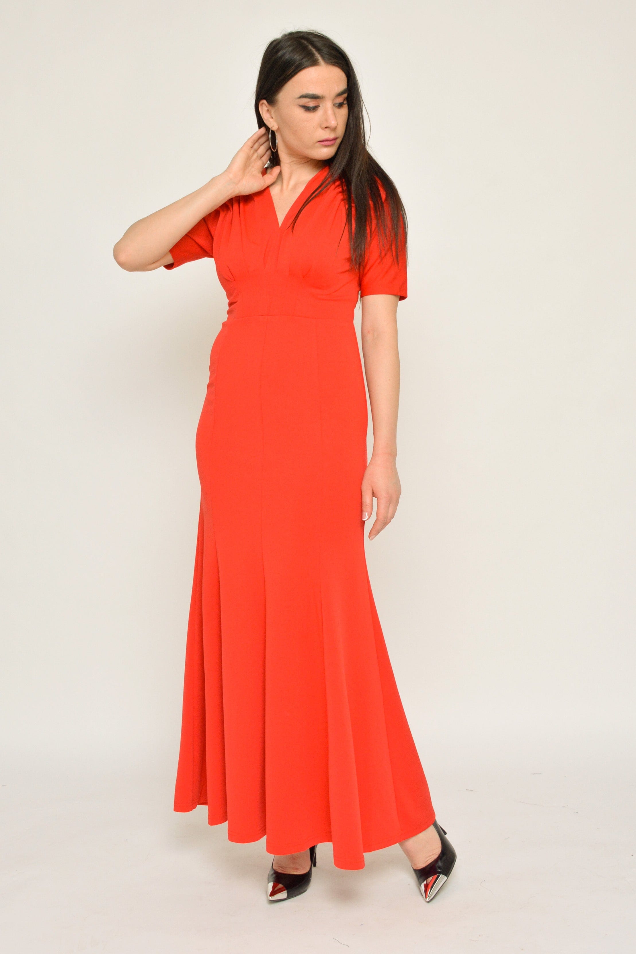 نتشي فستان طويل مجسم سبعة واسع من أسفل كم قصير