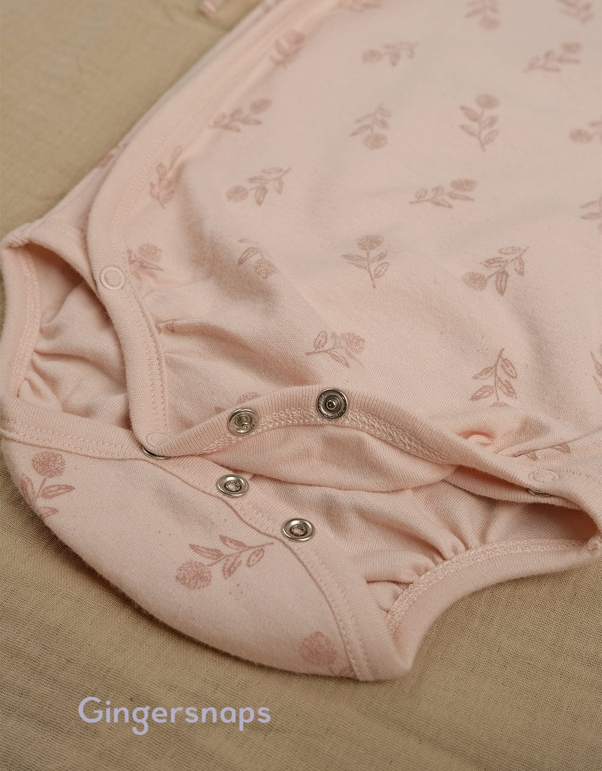 جينجرسنابس سالوبيت مواليد نص كم منقوش متعدد الألوان