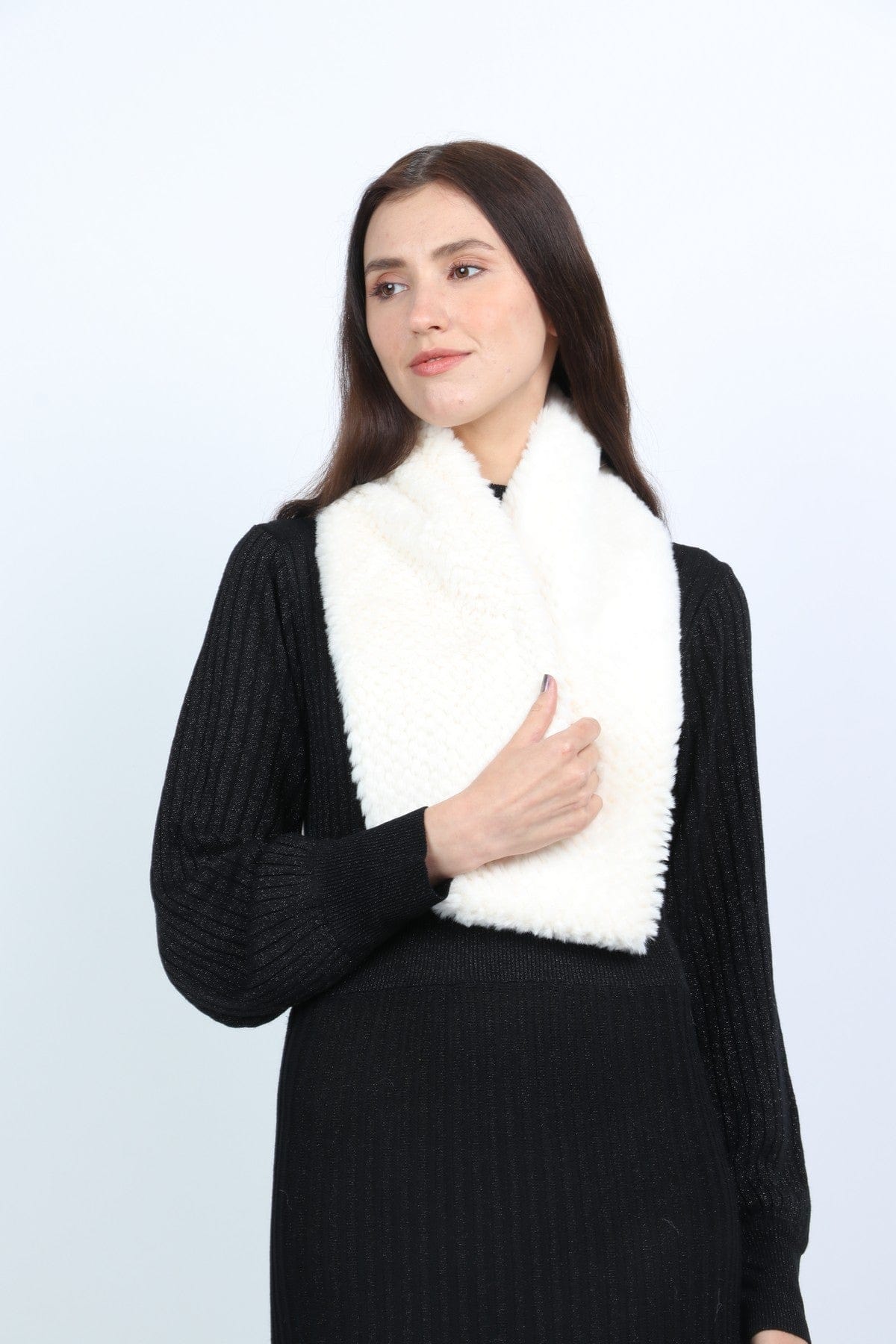 ميكا وشاح فرو سادة نسائي