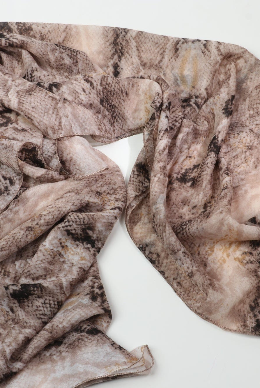 نتشي وشاح بطبعة النمر شيفون نسائي