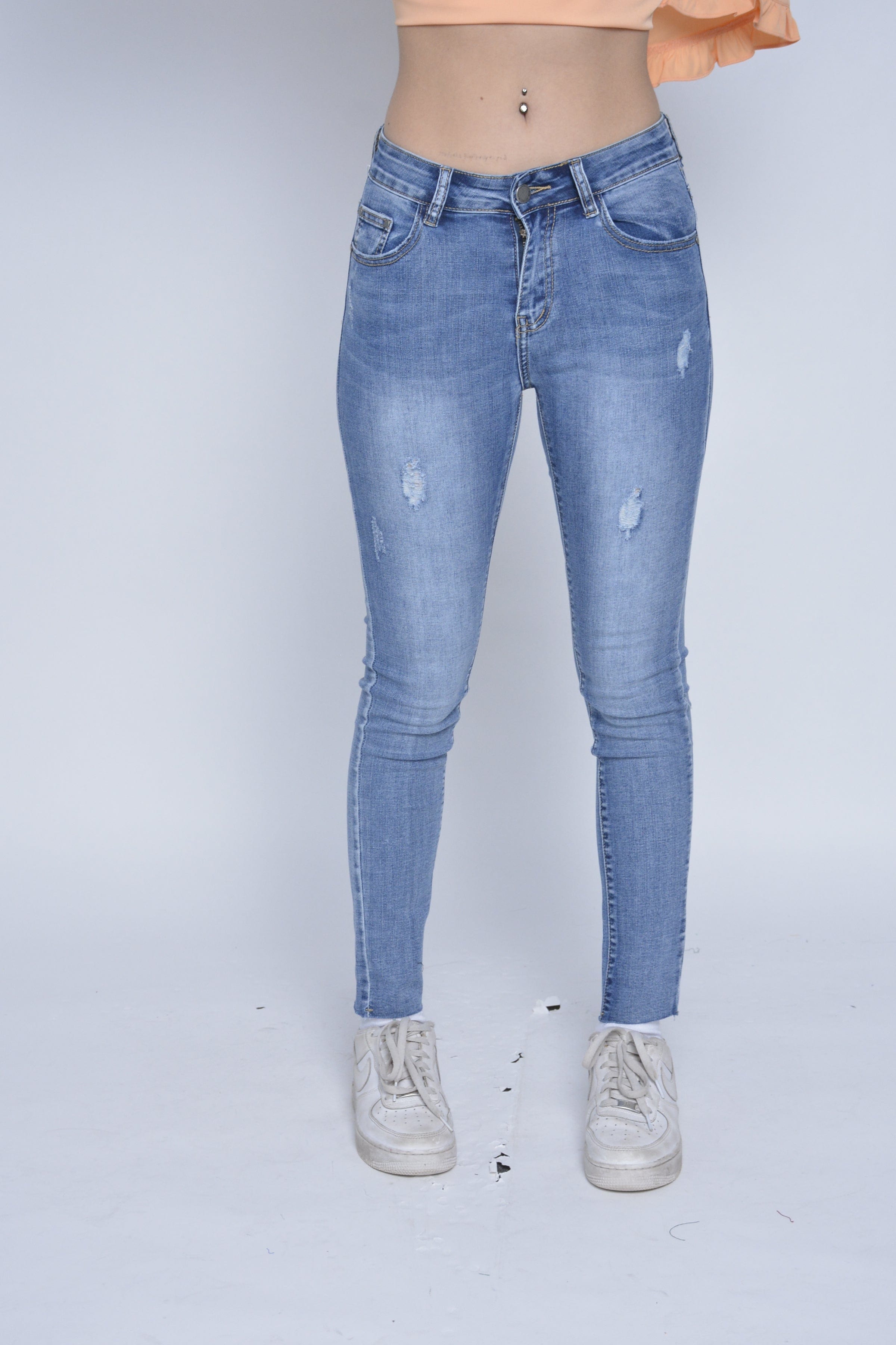 نتشي بنطلون جينز سكيني نسائي مشقق