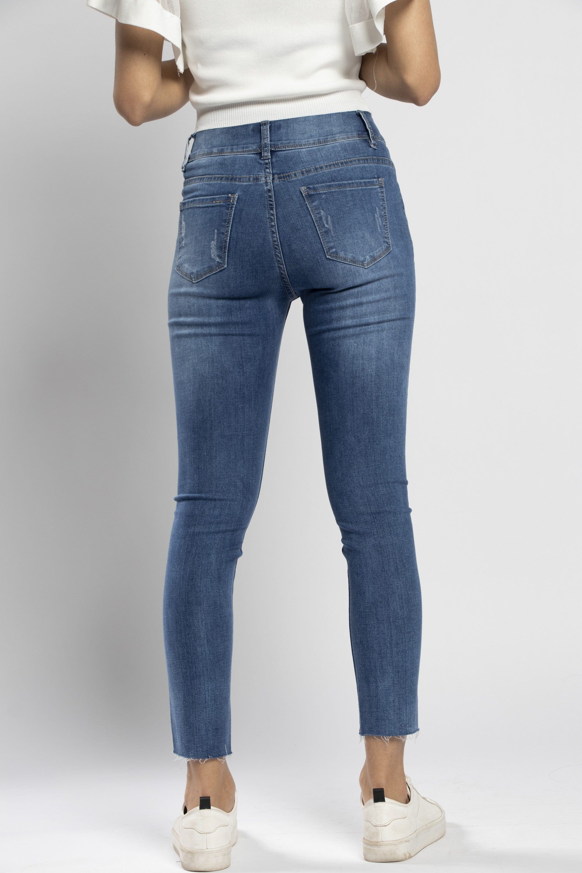 نتشي بنطلون جينز سكيني مصمم مع قطع طويل نسائي