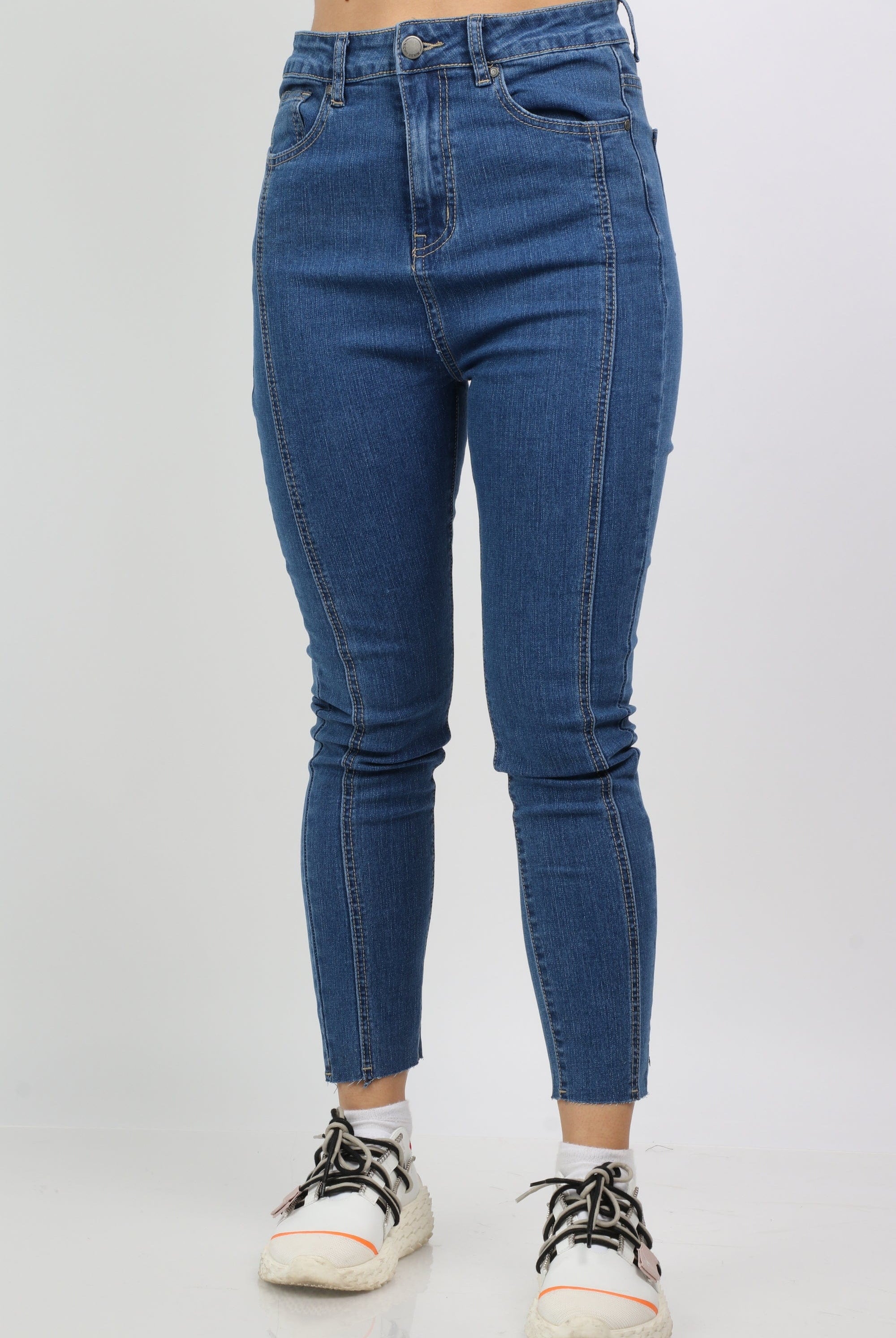 نتشي بنطلون هاي ويست جينز بجيوب أمامية وزرار طويل نسائي