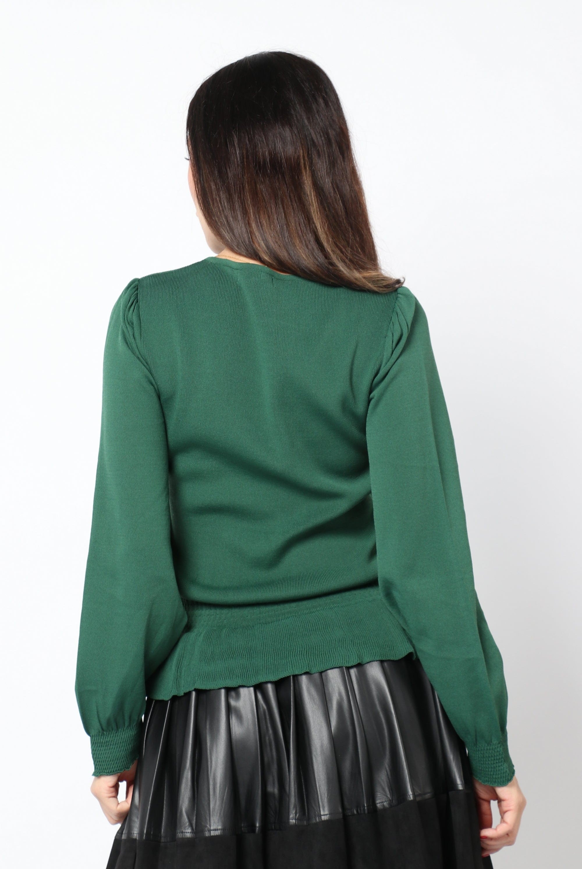 نتشي بلوزة واسعة مخصرة كم طويل