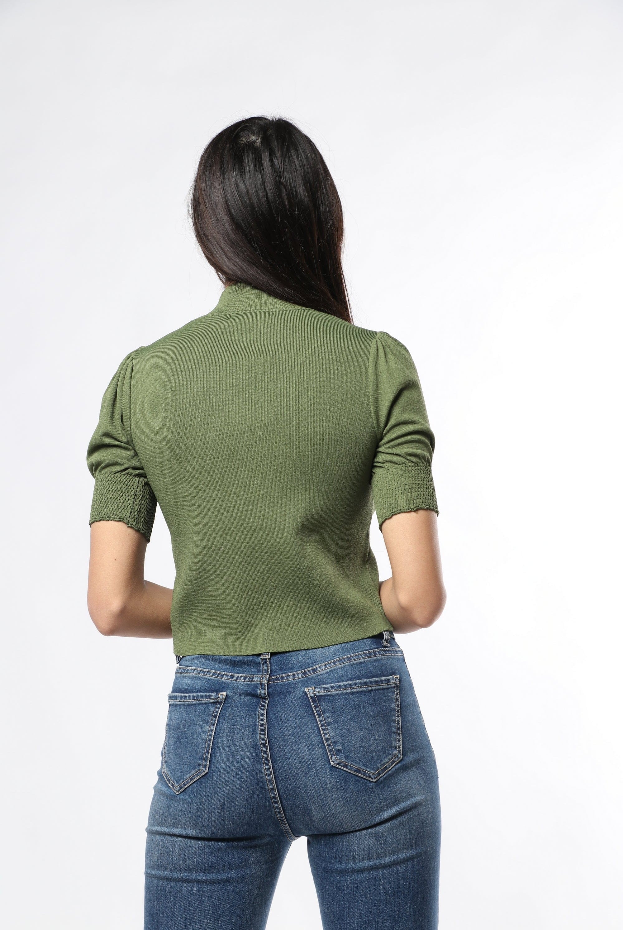 نتشي بلوزة سادة بعنق مرتفع بأكمام قصيرة بف