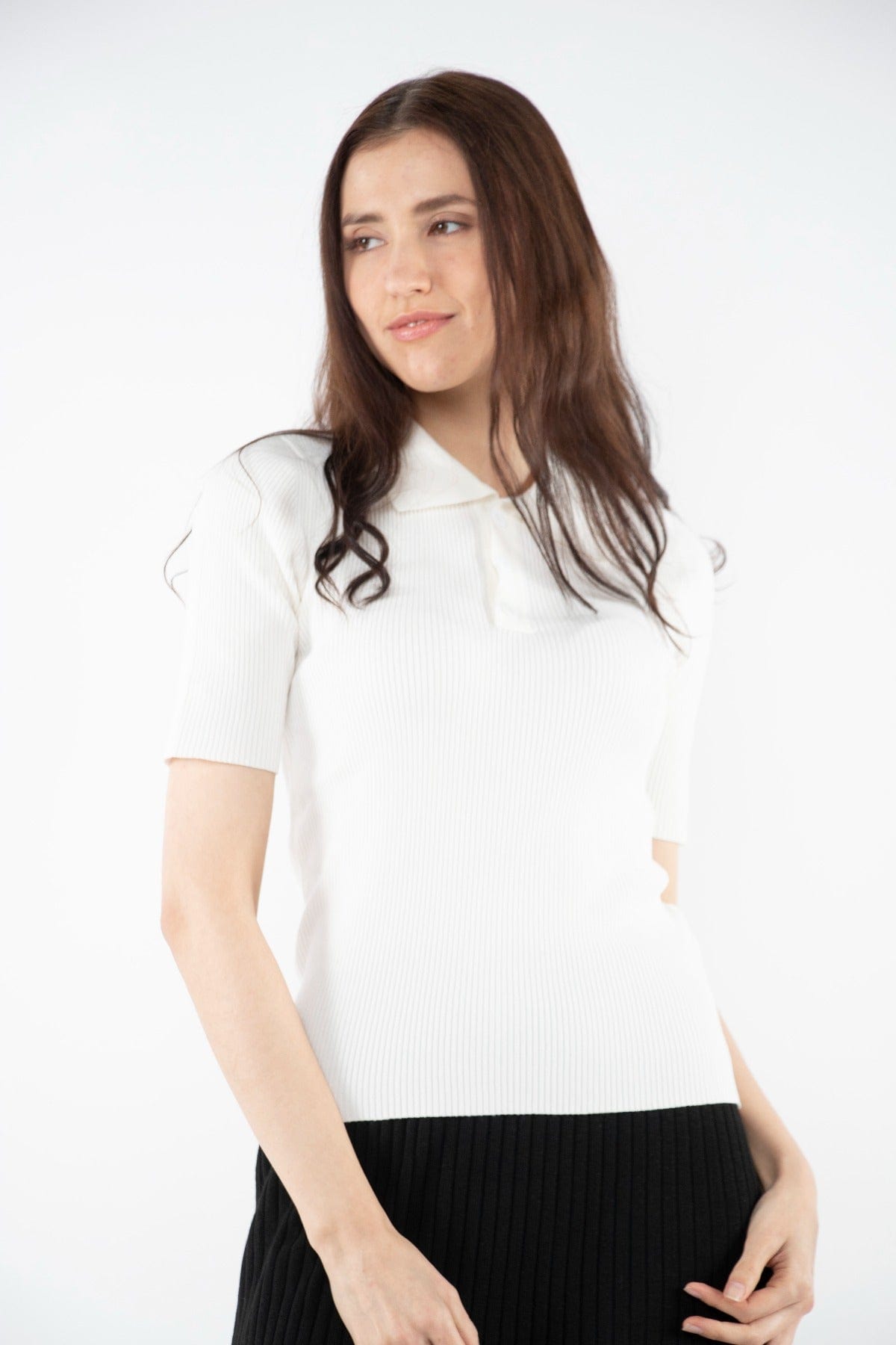 نتشي بلوزة قطن سادة نسائية نص كم