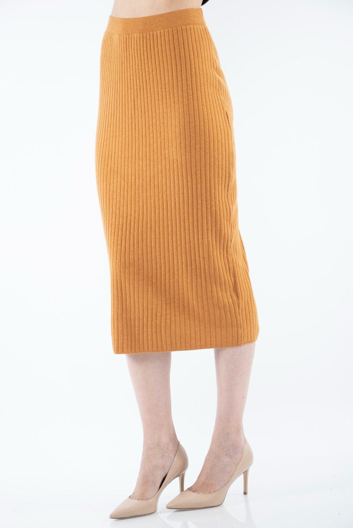 نتشي تنورة ميدي محبوكة بتصميم مضلع سادة