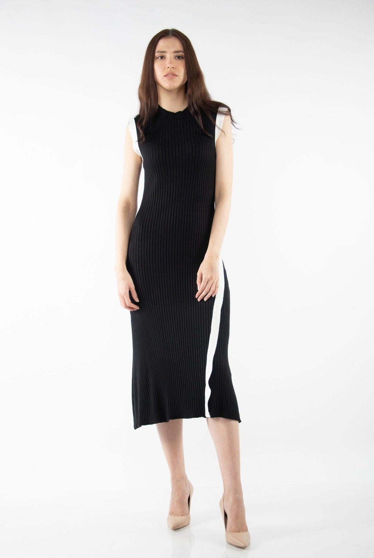 نتشي فستان ميدي ضيق من نسيج متماسك بدون أكمام