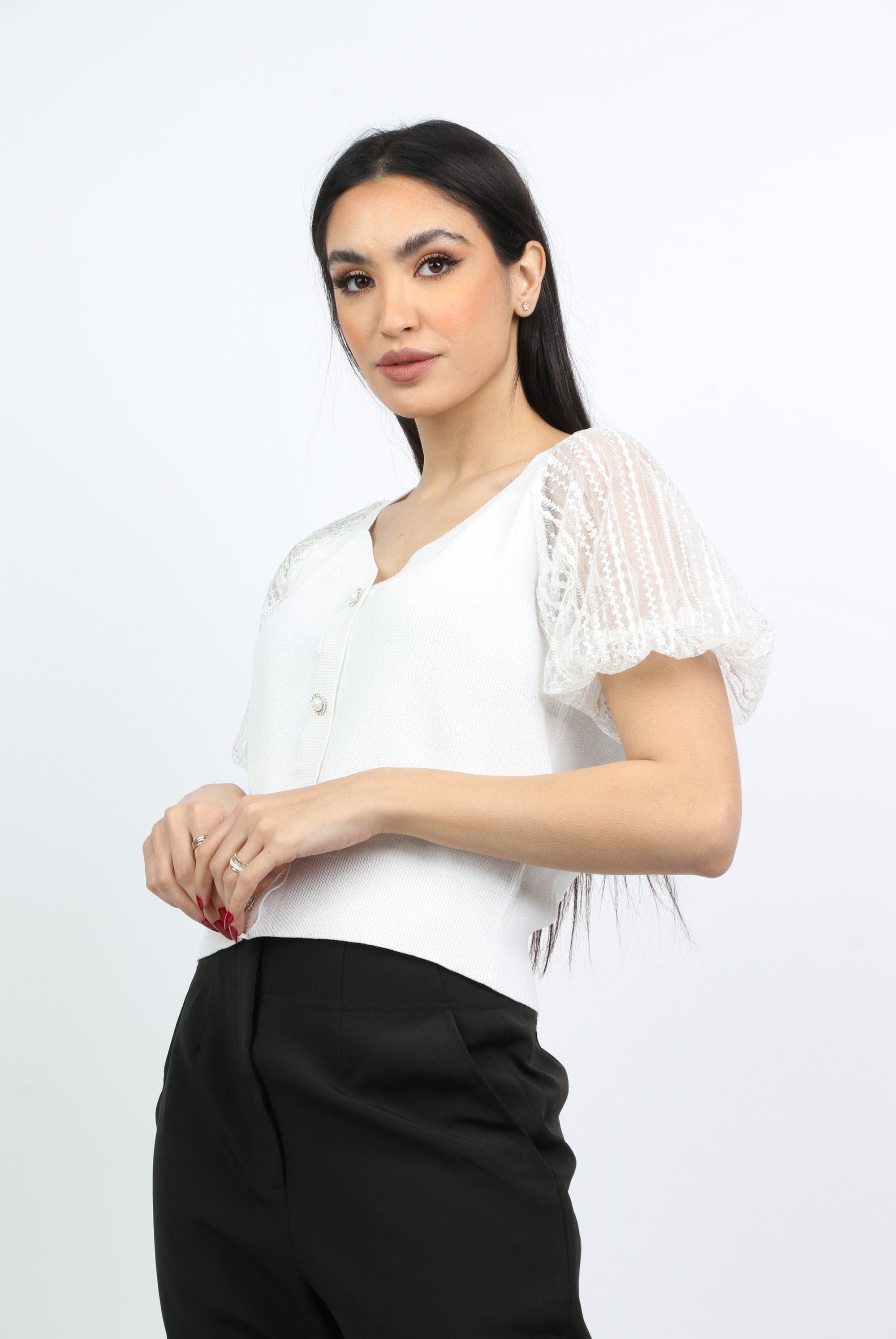 نتشي بلوزة سادة بأزرار أمامية كم قصير بف سواريه نسائي