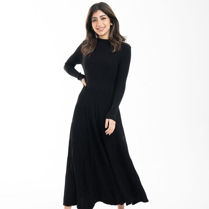 نتشي فستان ميدي بأكمام طويلة سادة منسوج