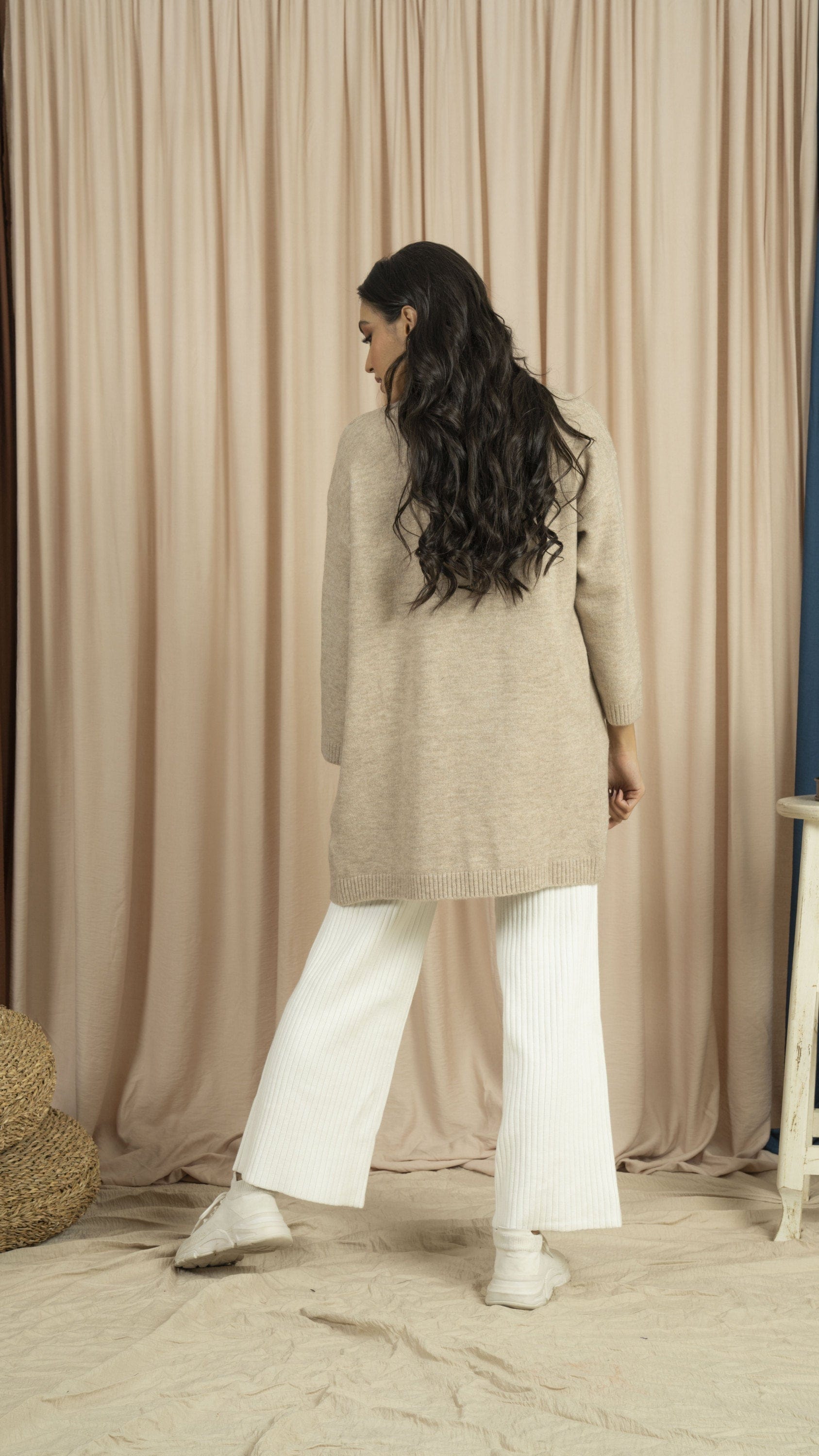 نتشي كارديجان شتوي قصير نسائي بجيب أمامي