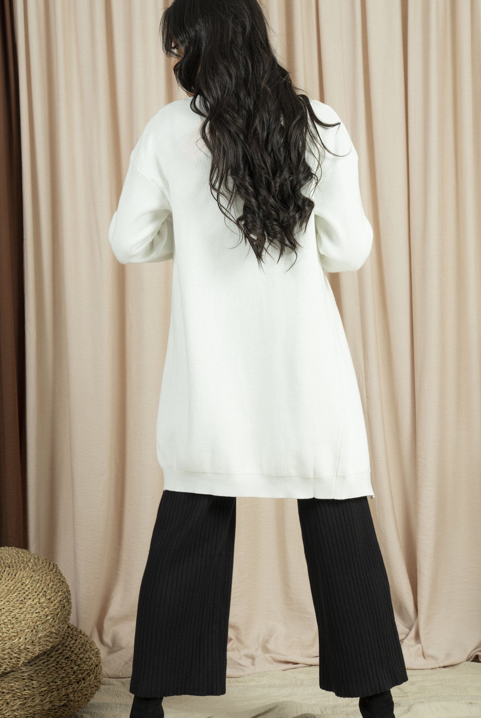 نتشي جاكيت طويل نسائي منسوج