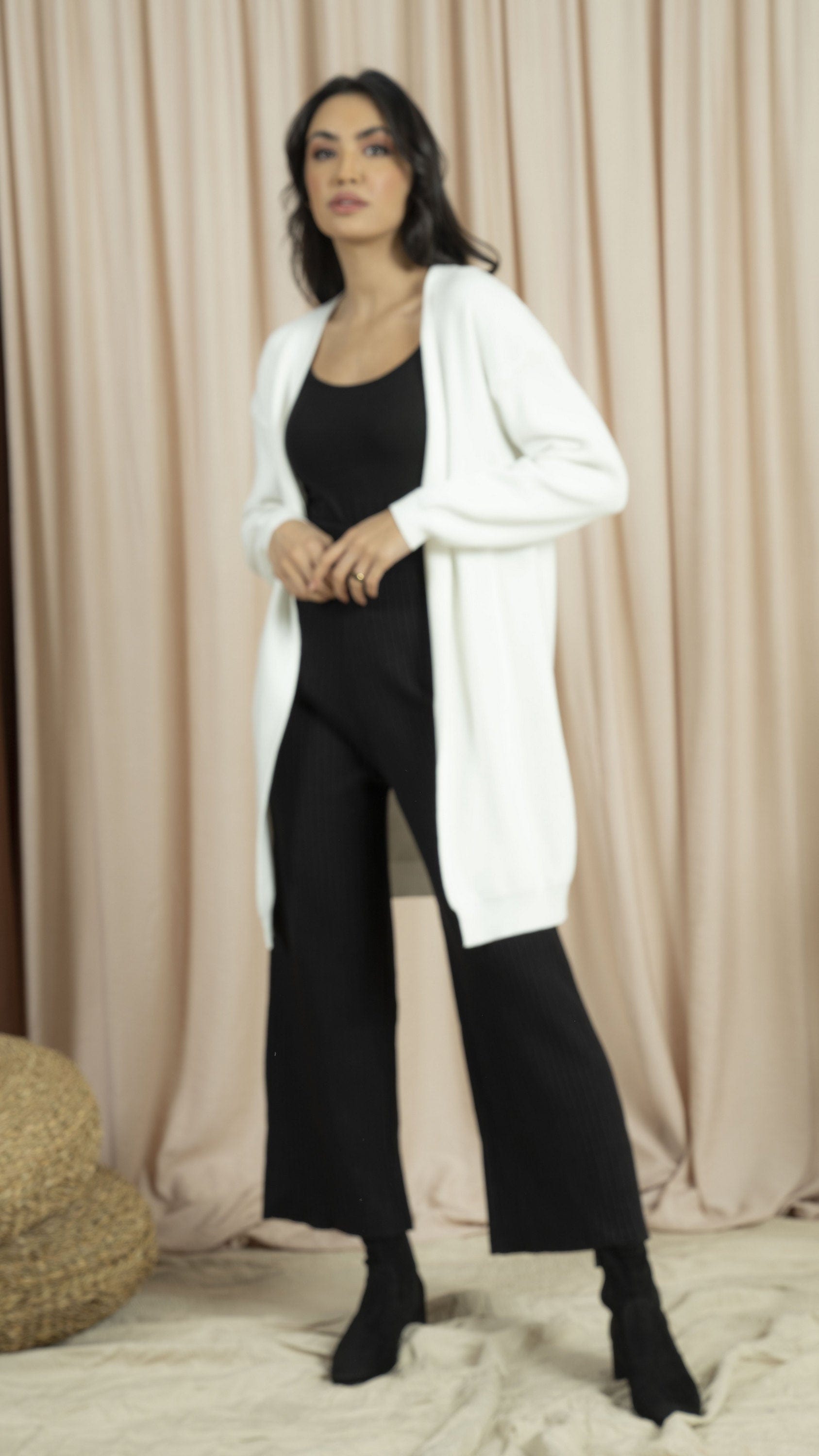 نتشي جاكيت طويل نسائي منسوج