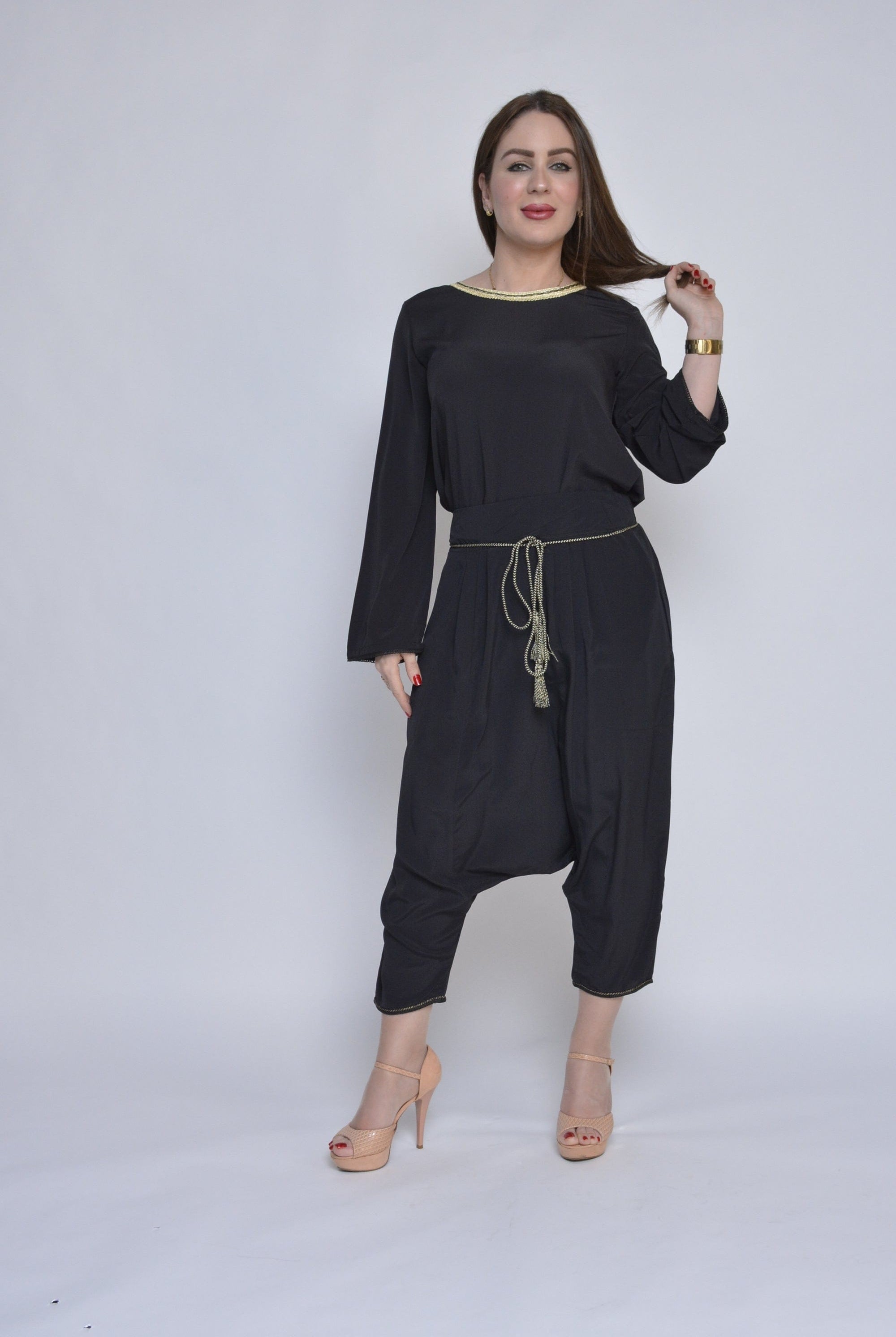 ديامانتين تونك سادة برباط على الخصر كم طويل نسائي