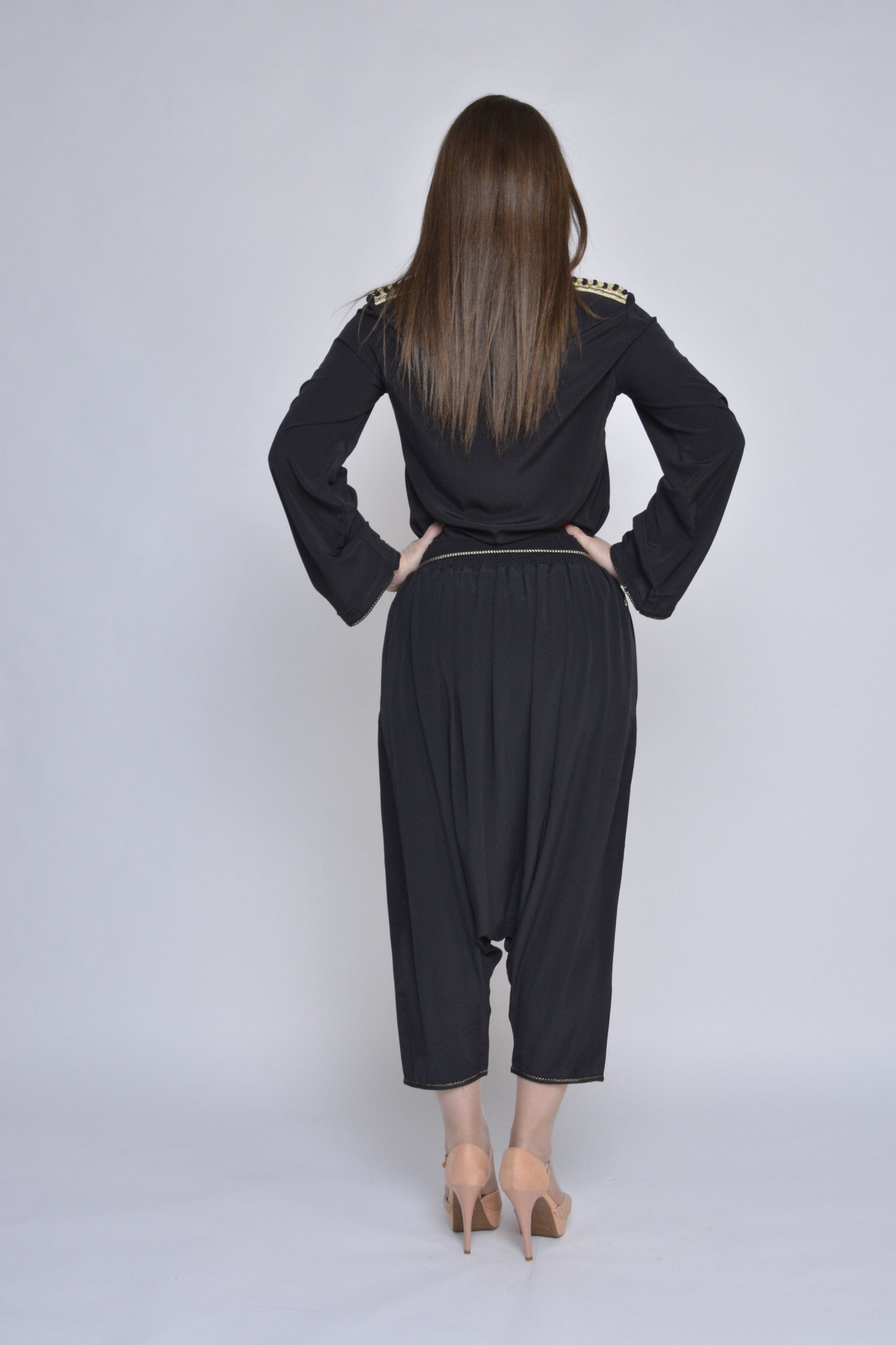 ديامانتين تونك سادة برباط على الخصر كم طويل نسائي