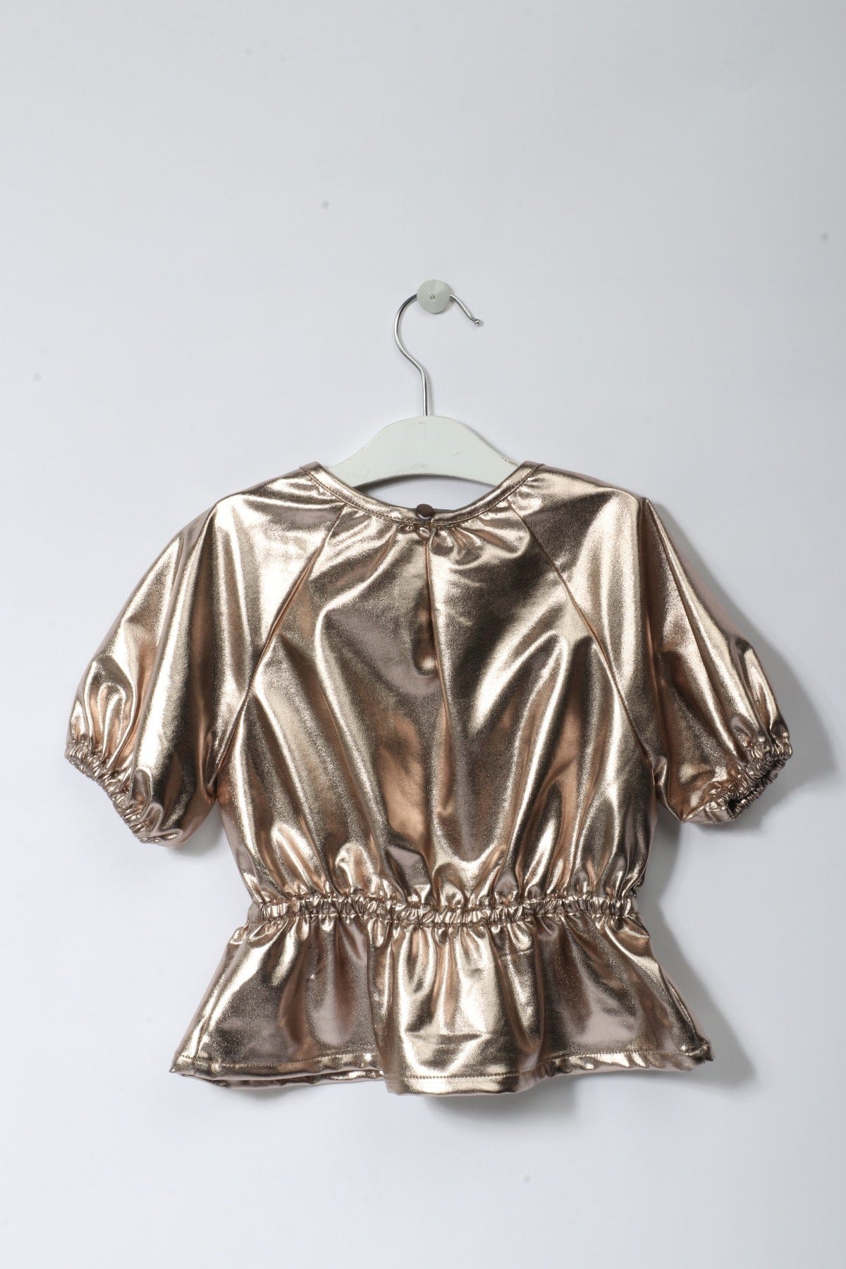 جينجرسنابس بلوزة سواريه لامعة كم قصير بف بناتي وردي