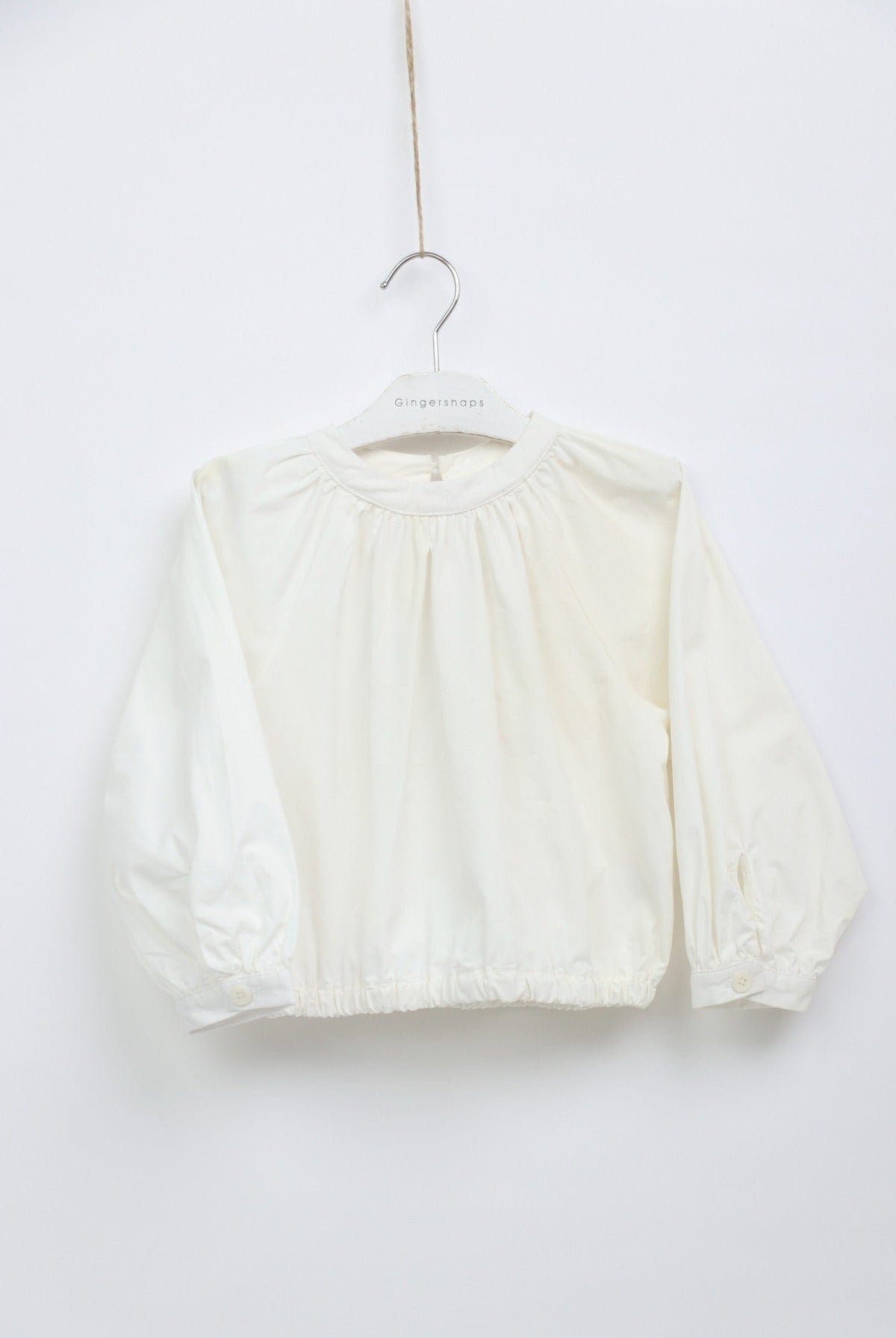 جينجرسنابس بلوزة سادة نص بطن كم طويل بناتي أبيض