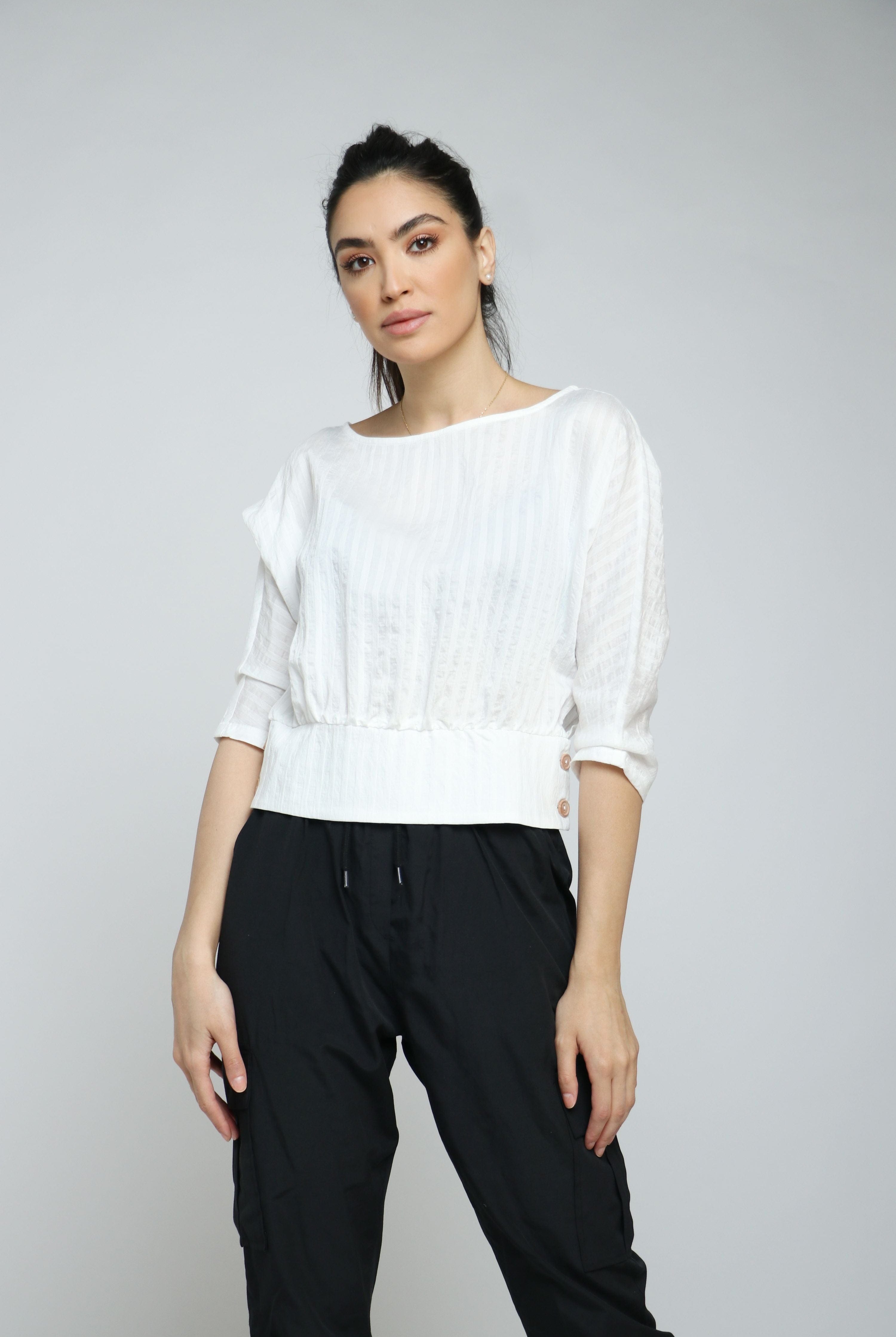 نتشي بلوزة قصيرة مخصرة بأزرار على الجانبين كم طويل نسائي