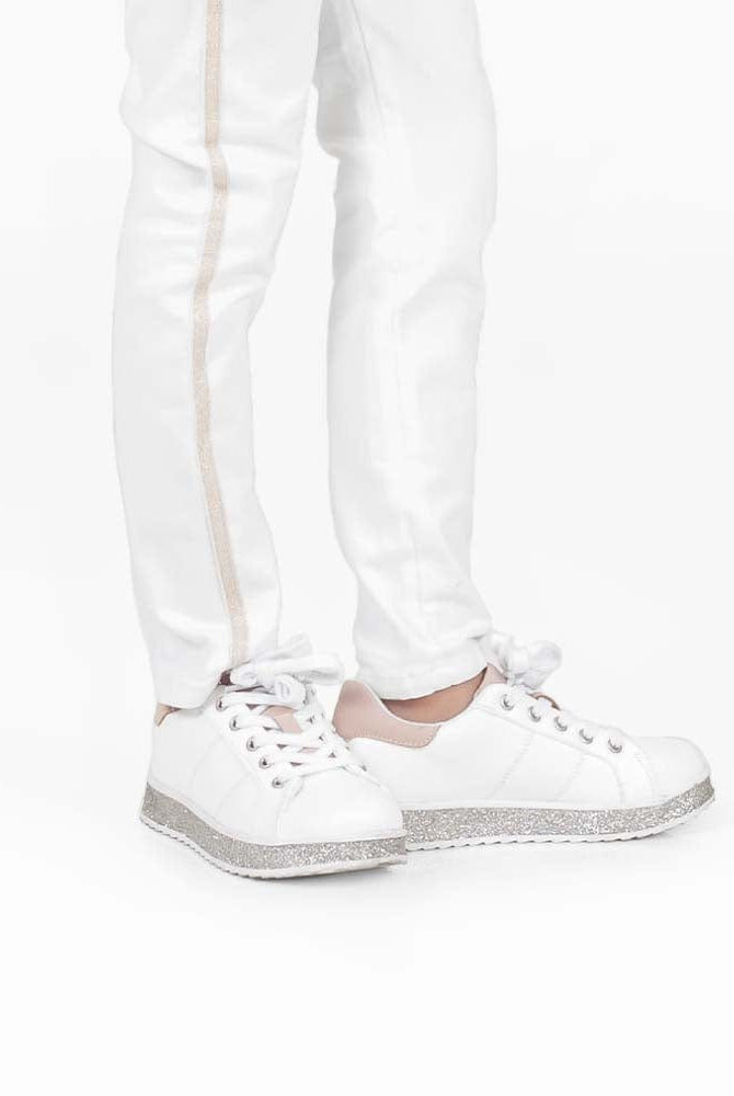 جينجرسنابس كوتشي سادة برباط بطبقة لامعة أبيض