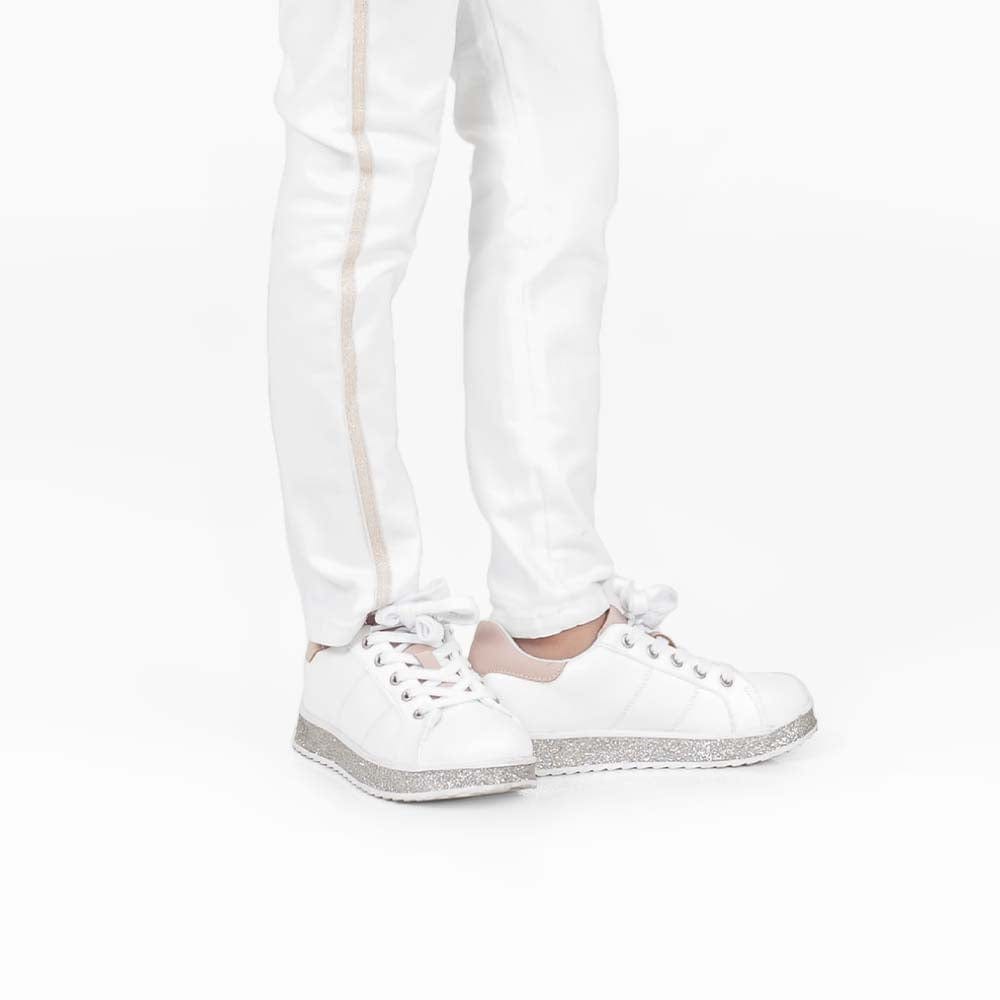 جينجرسنابس كوتشي سادة برباط بطبقة لامعة أبيض