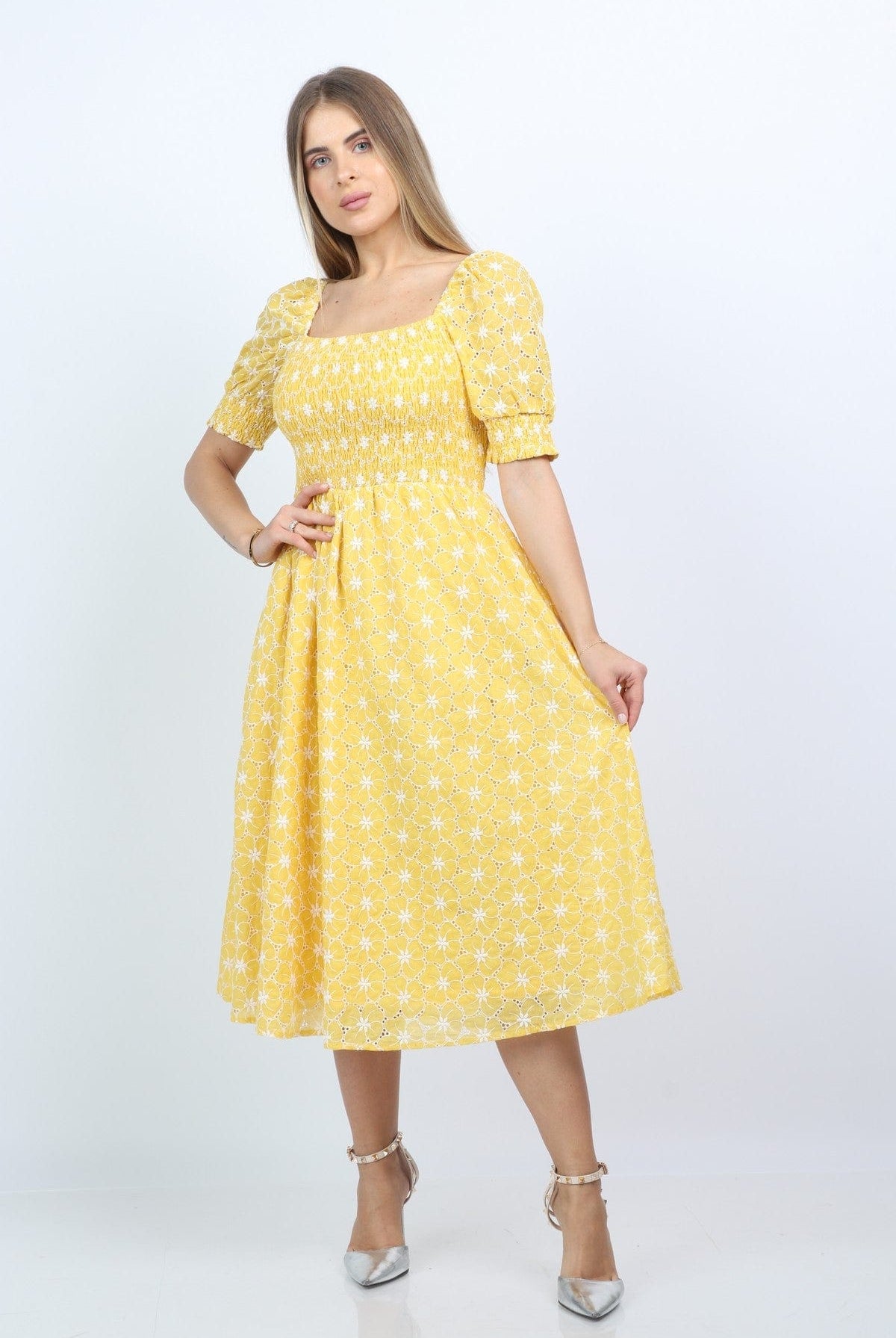 نتشي فستان ميدي منقوش نسائي