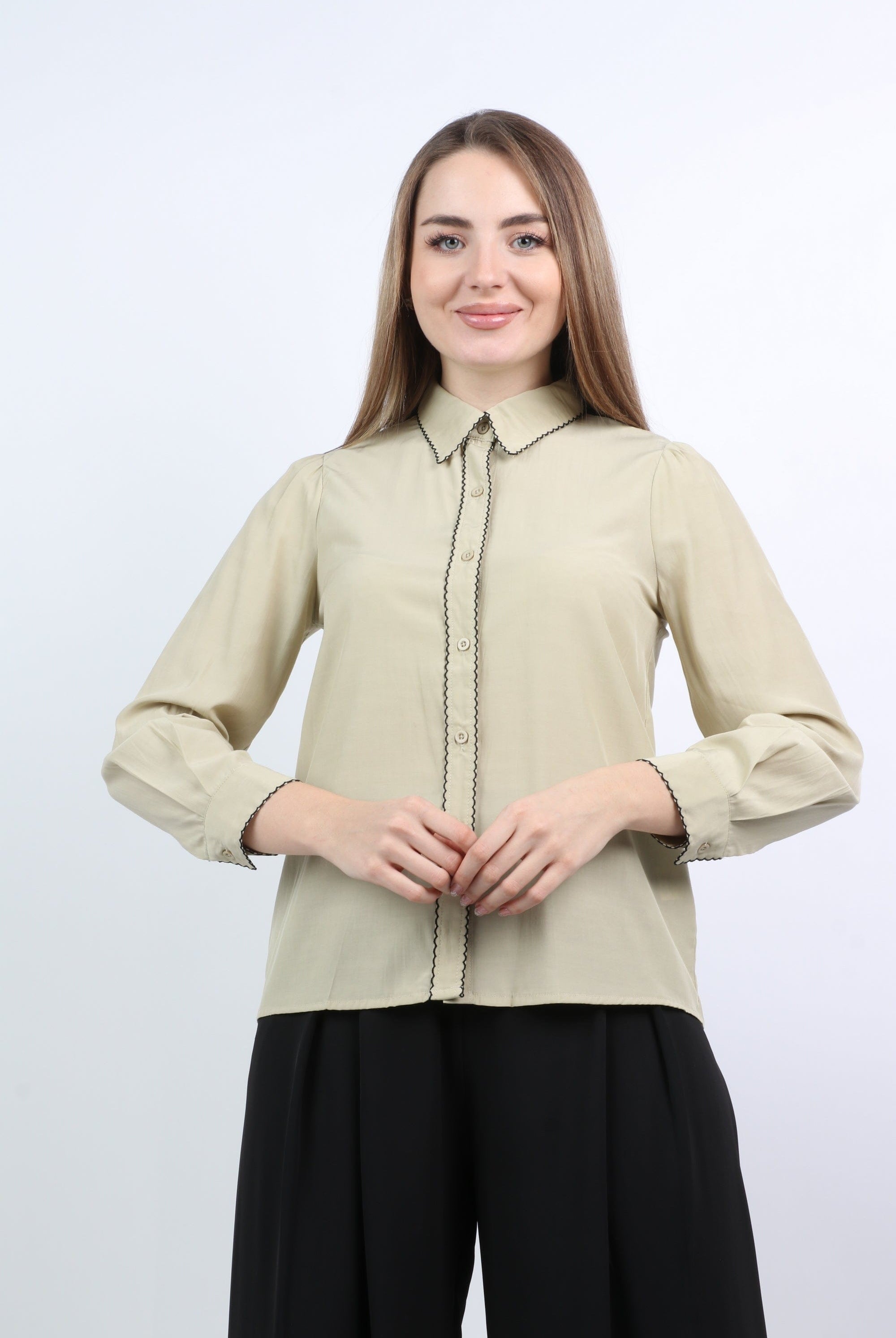 نتشي قميص سادة مطرز على الياقة كم طويل نسائي