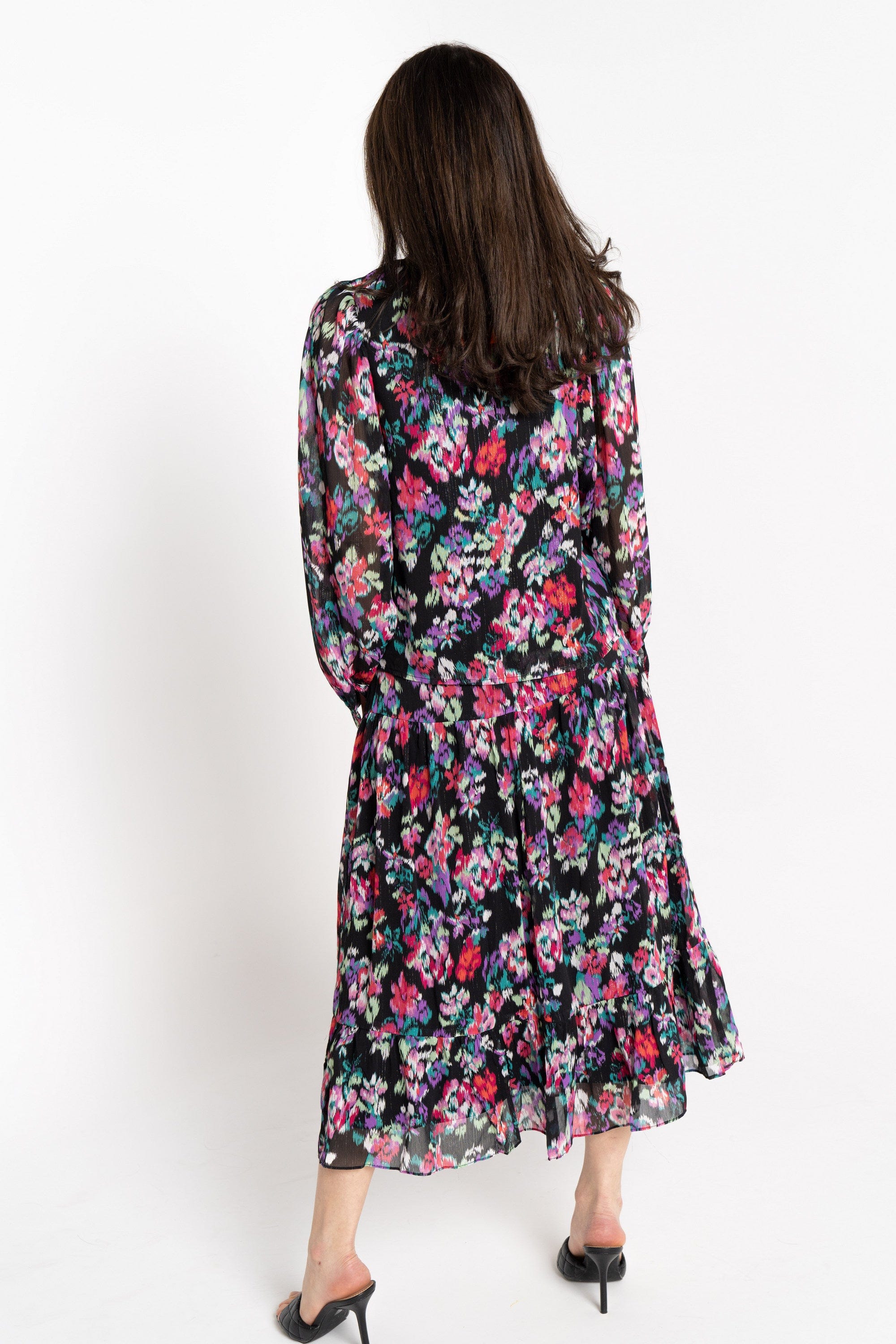 نتشي تنورة ميدي مشجرة بكسرات