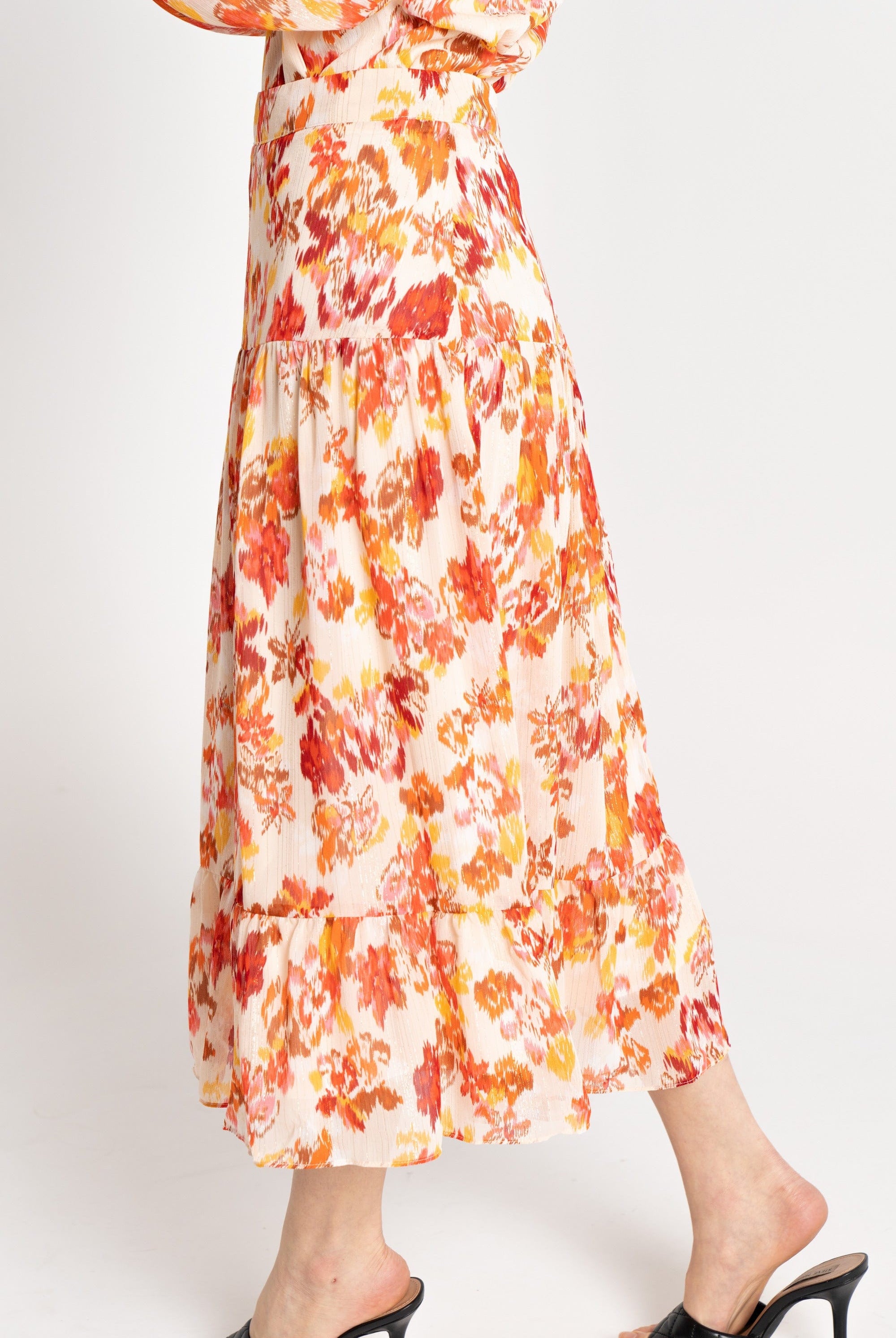 نتشي تنورة ميدي مشجرة بكسرات