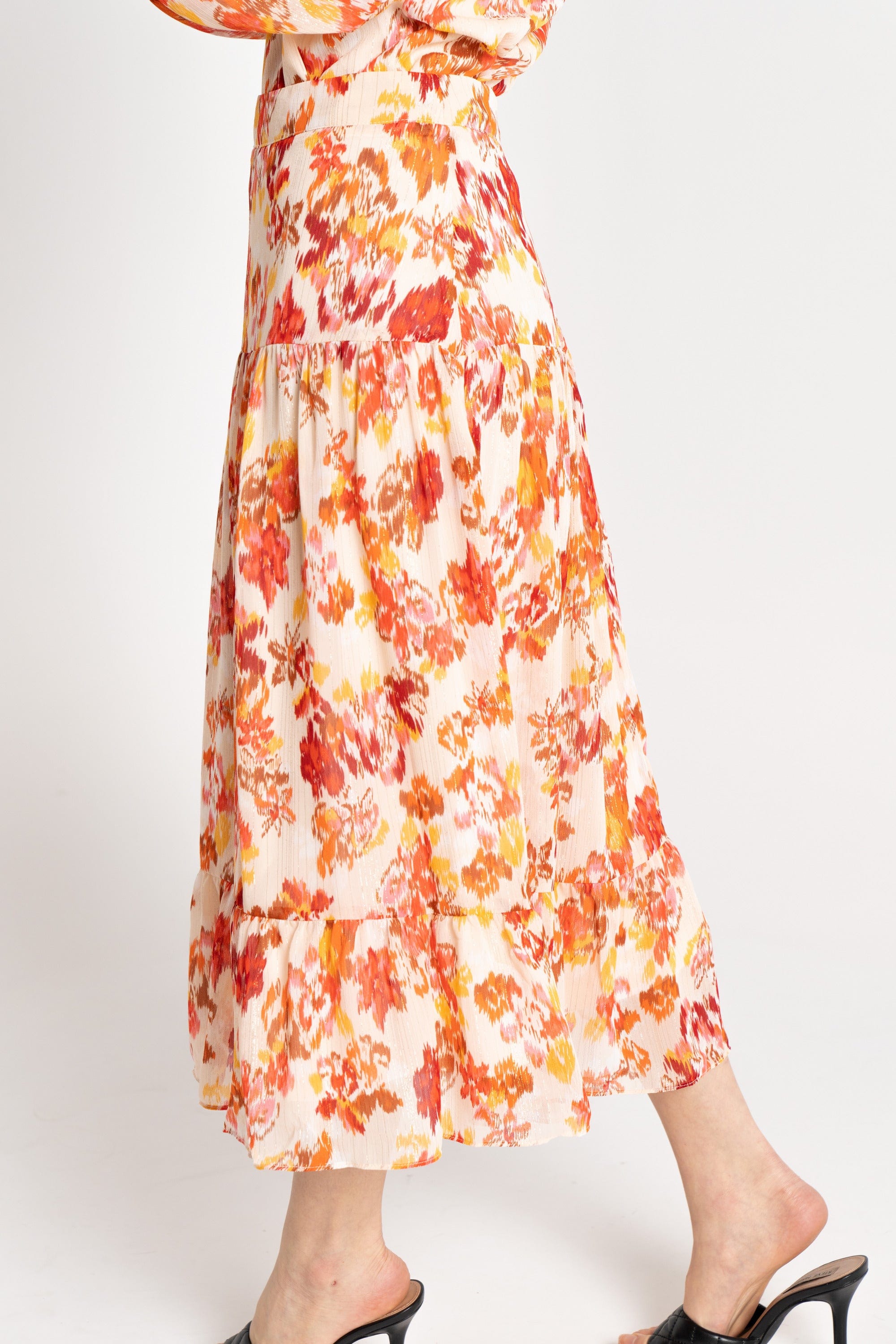 نتشي تنورة ميدي مشجرة بكسرات