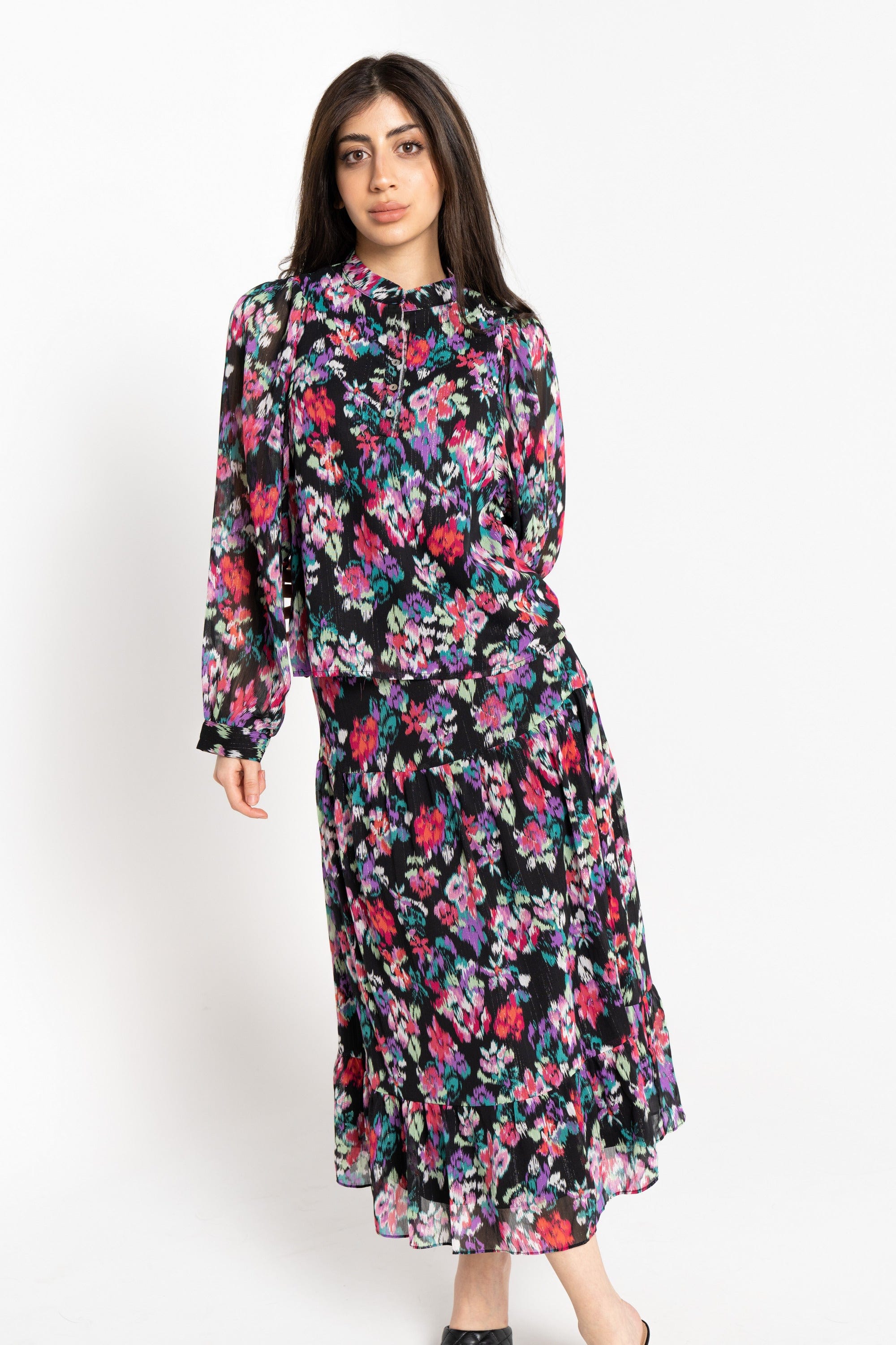 نتشي تنورة ميدي مشجرة بكسرات