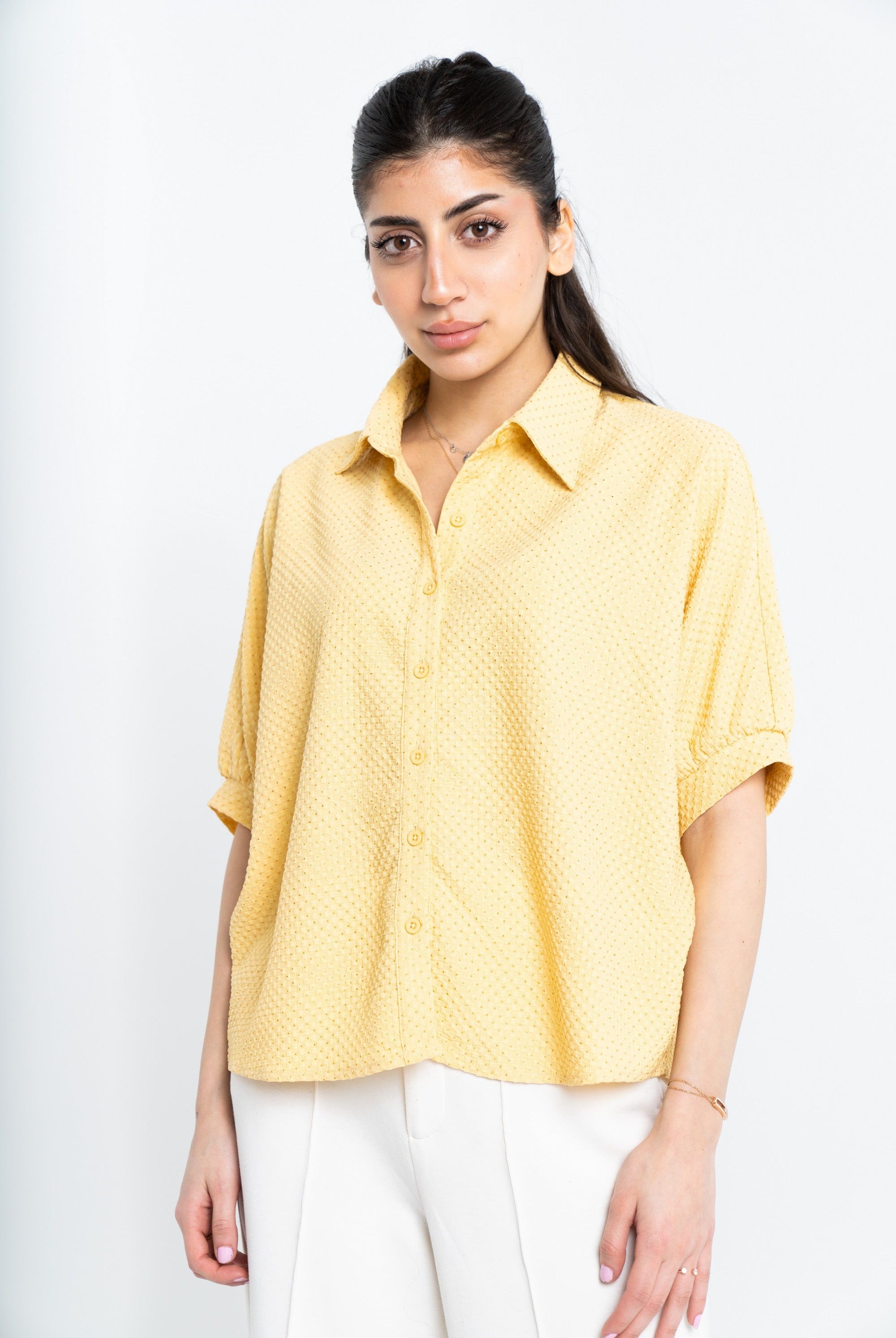 نتشي قميص منقط 3/4 كم بياقة وأزرار أمامية نسائي