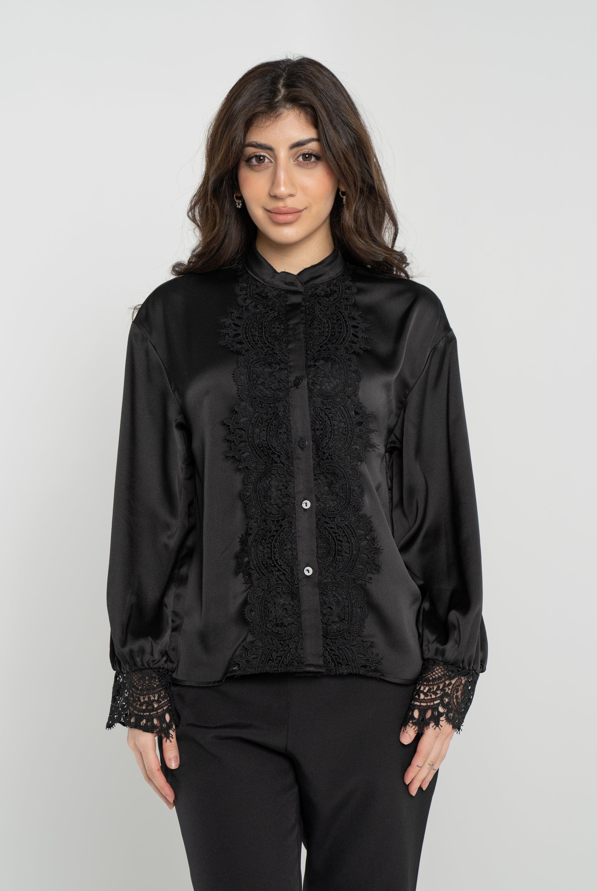 نتشي قميص سادة بأزرار أمامية مزين بالجوبير كم طويل بف