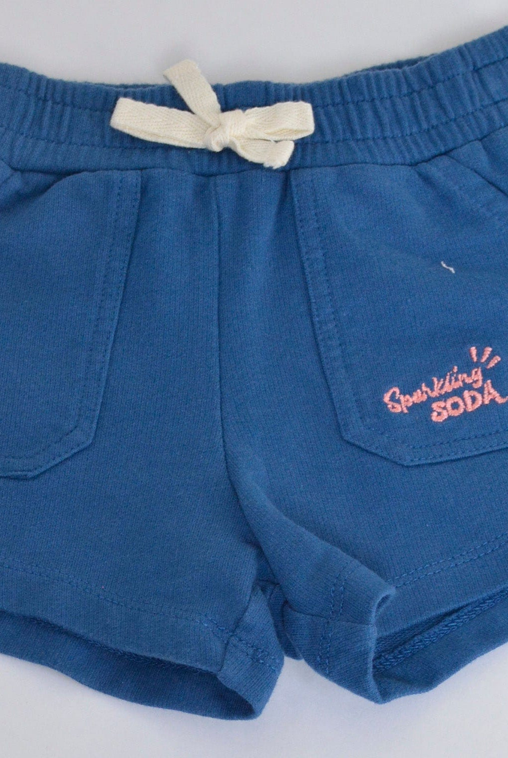 جينجرسنابس شورت قماش بجيوب أمامية وفيونكة بناتي أزرق غامق