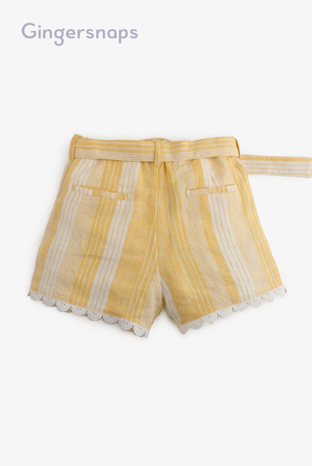 جينجرسنابس شورت مخطط بالطول مع حزام مربع بناتي أصفر