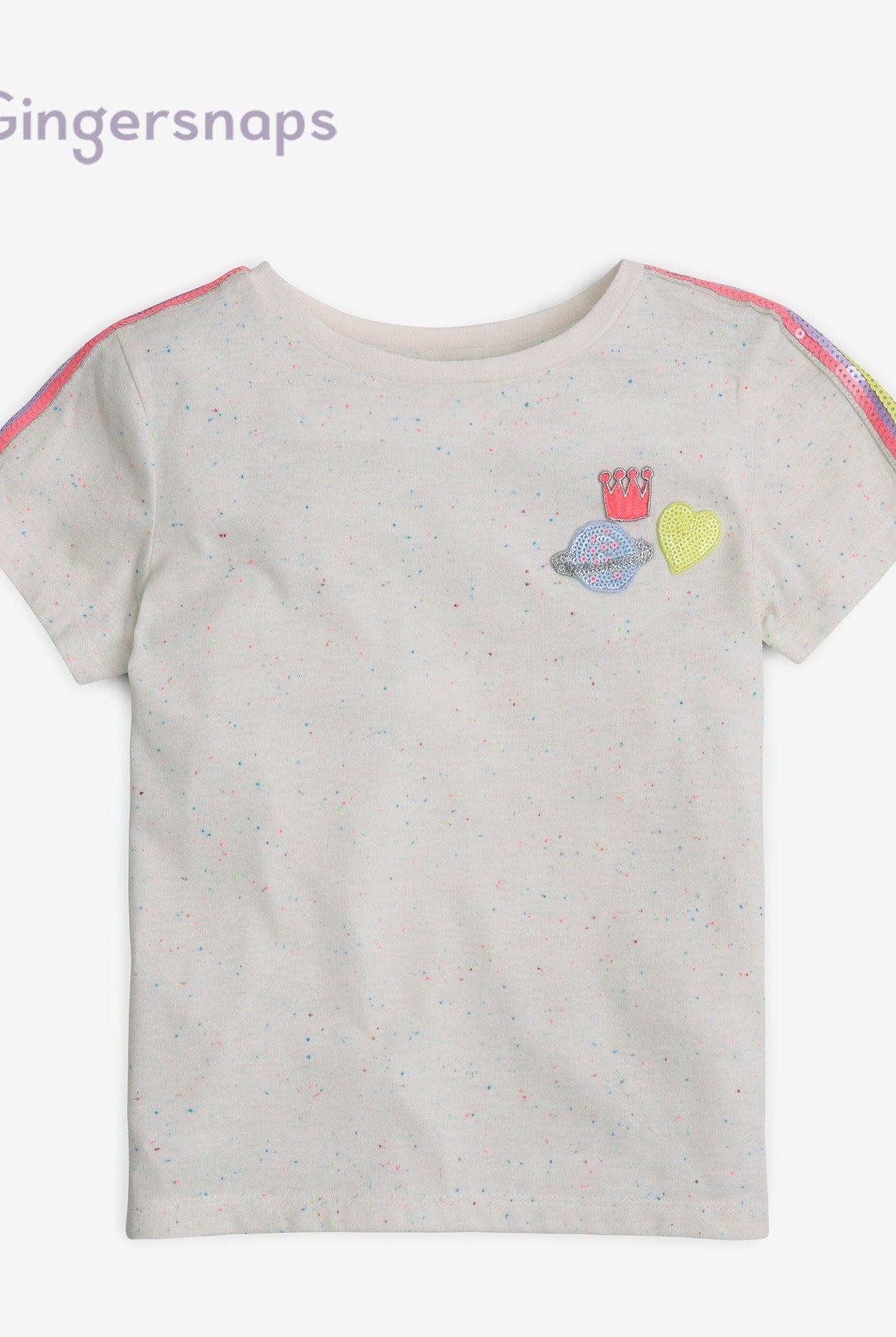 جينجرسنابس تيشيرت بطبعة على الصدر نص كم بناتي أوف وايت