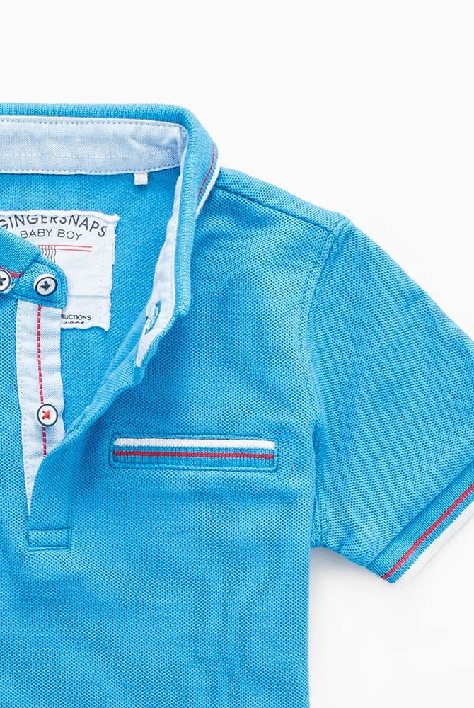 جينجرسنابس تيشيرت بولو أولادي سادة بجيب علي الصدر ازرق جينز